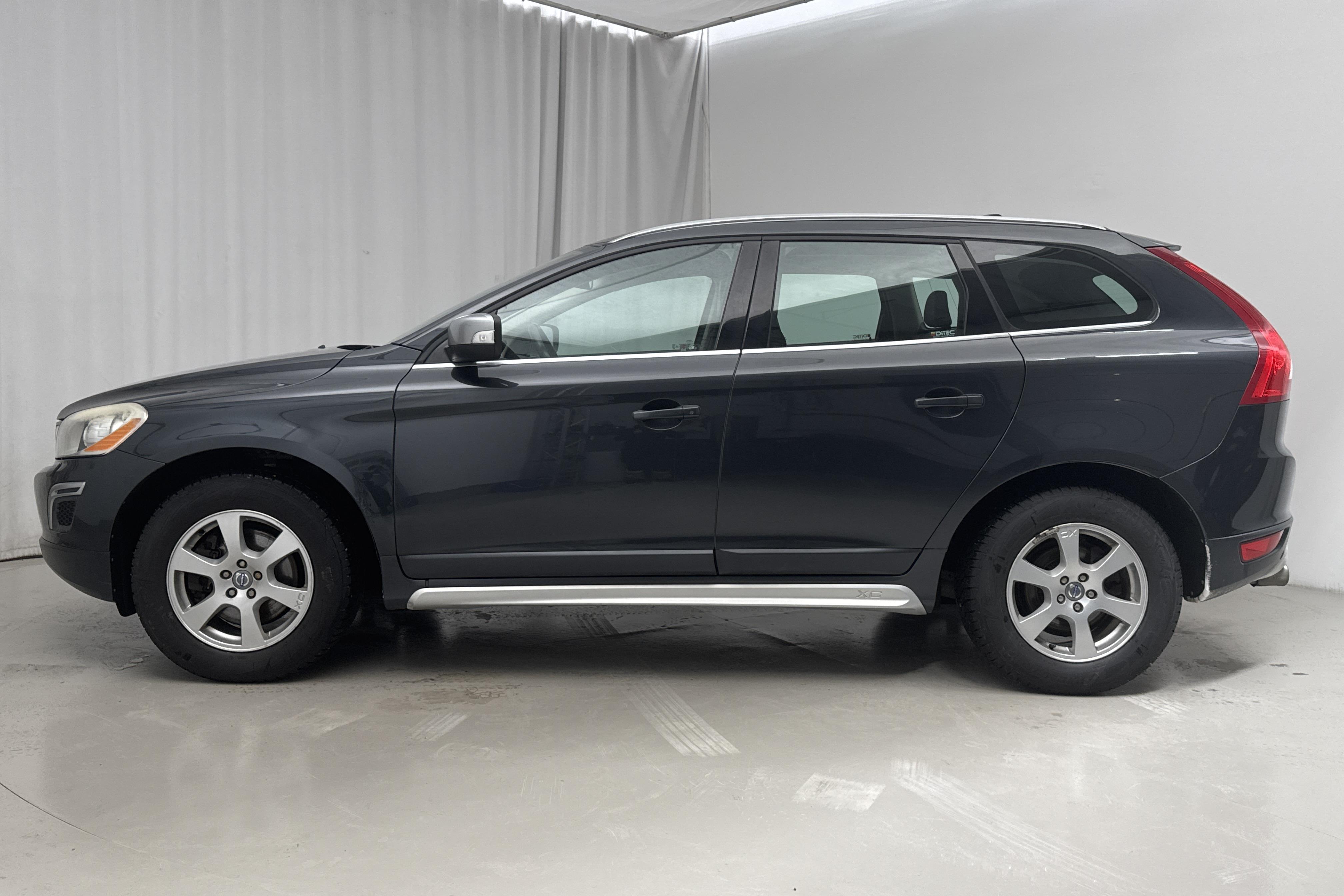 Volvo XC60 T6 AWD (304hk) - 195 810 km - Automaatne - Dark Grey - 2011