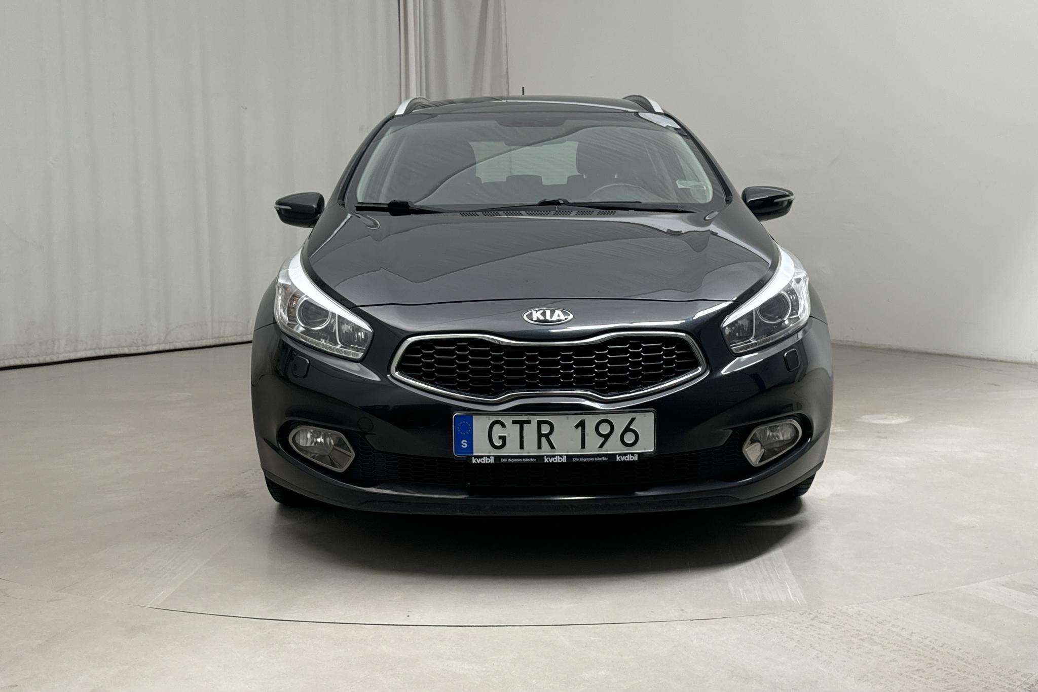 KIA Cee'd 1.6 CRDi SW (128hk) - 102 360 km - Manuaalinen - musta - 2015