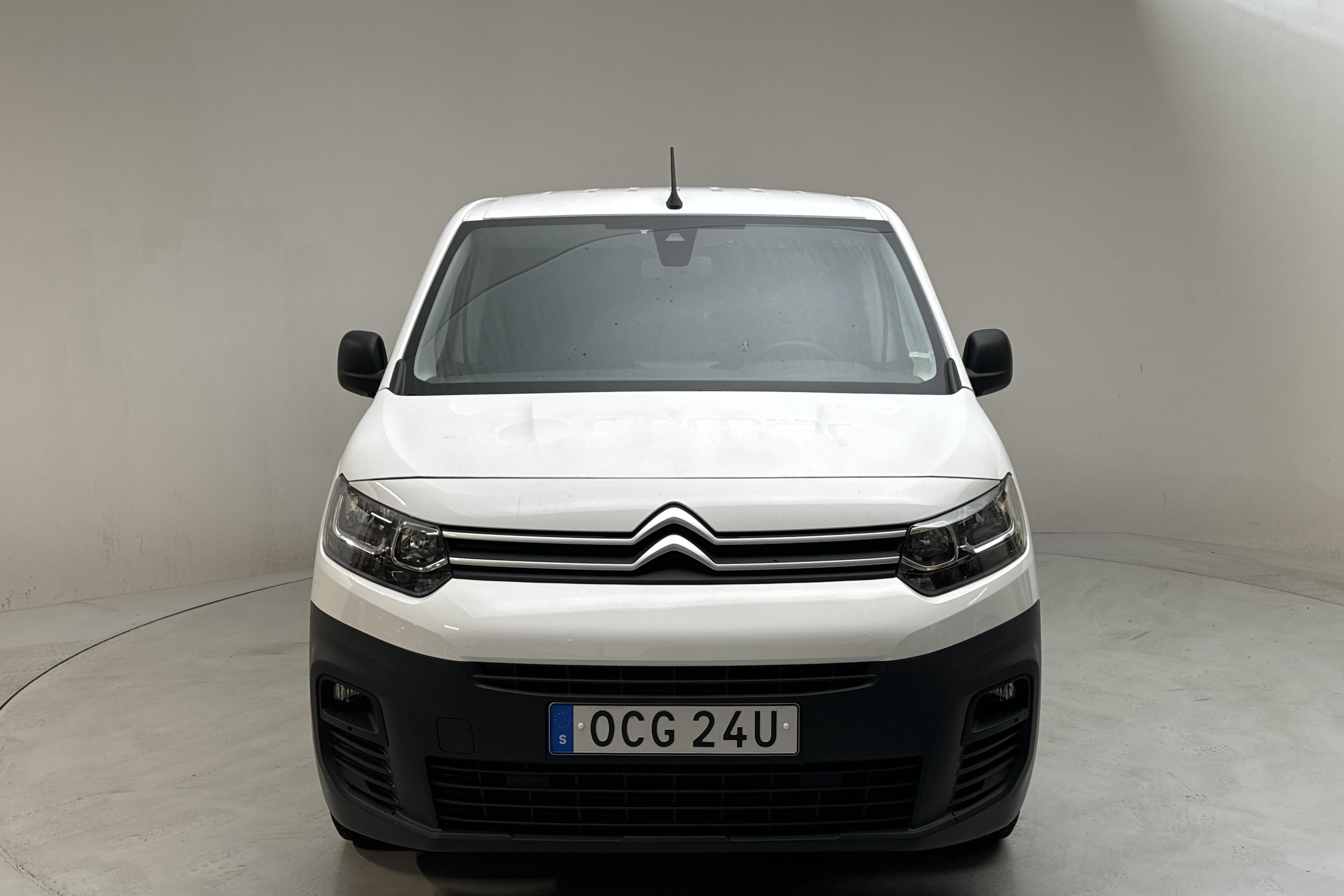 Citroen Berlingo 1.5 BlueHDi Skåp (130hk) - 19 170 km - Automaatne - valge - 2021