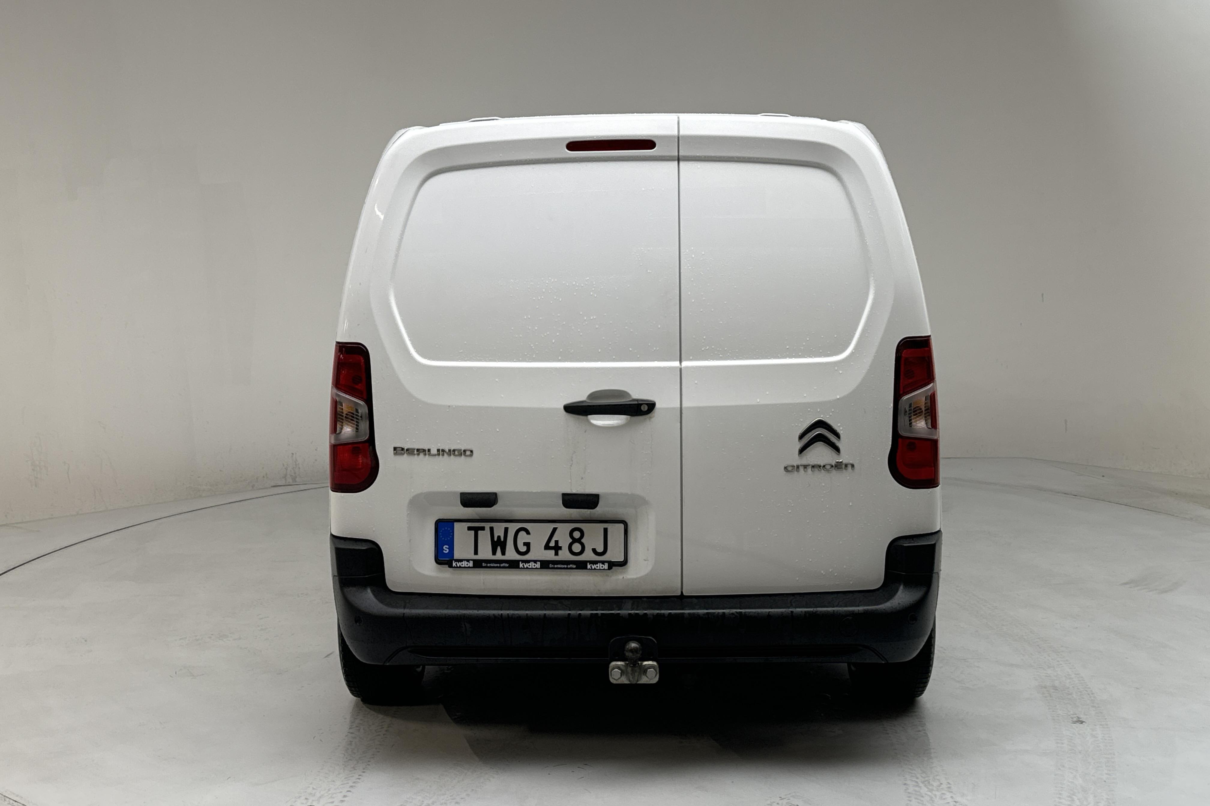 Citroen Berlingo 1.5 BlueHDi Skåp (75hk) - 73 850 km - Manualna - biały - 2020