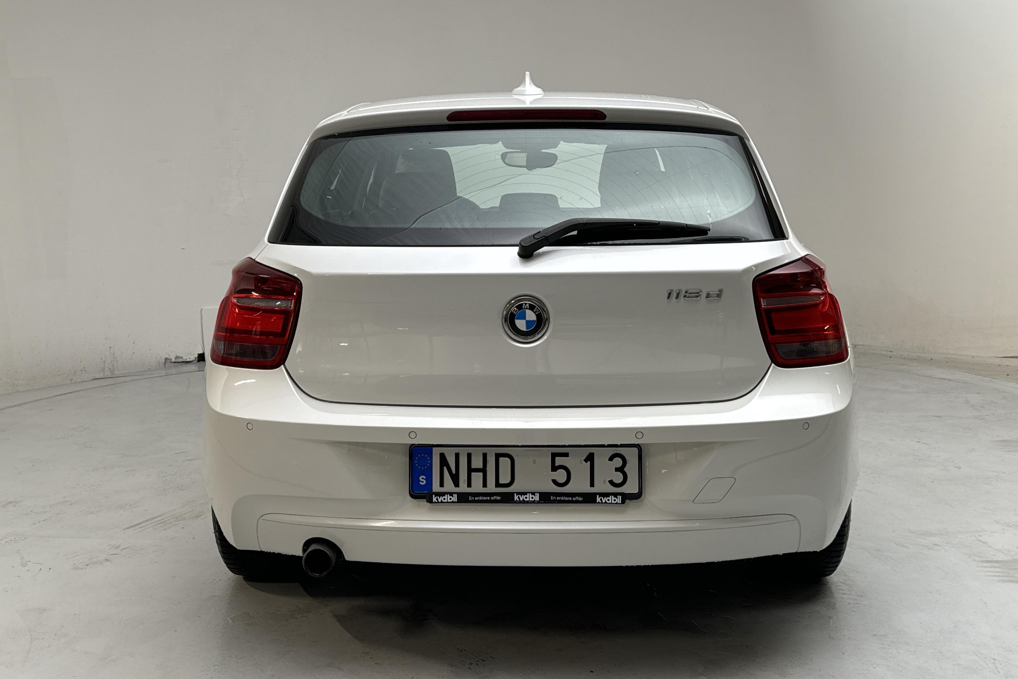 BMW 118d 5dr, F20 (143hk) - 13 553 mil - Manuell - vit - 2013