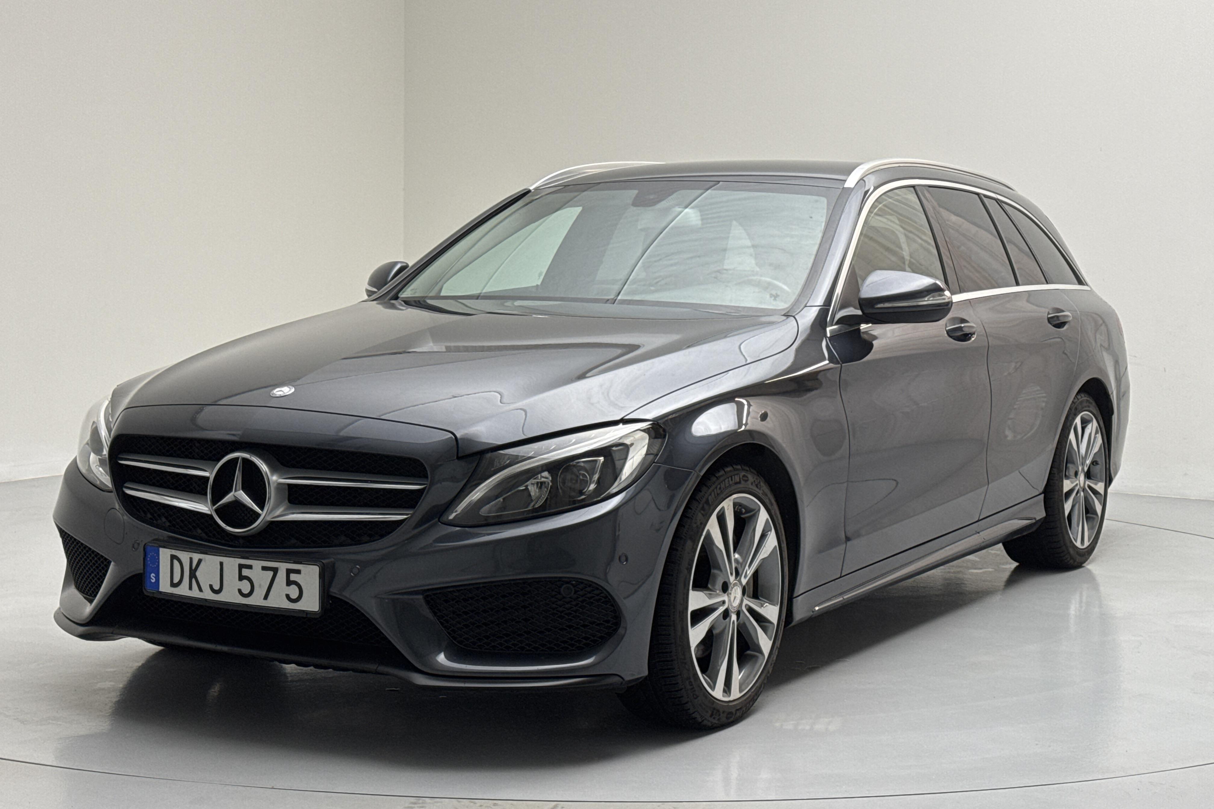 Mercedes C 220 BlueTEC Kombi S205 (170hk) - 120 520 km - Automatic - Dark Grey - 2015