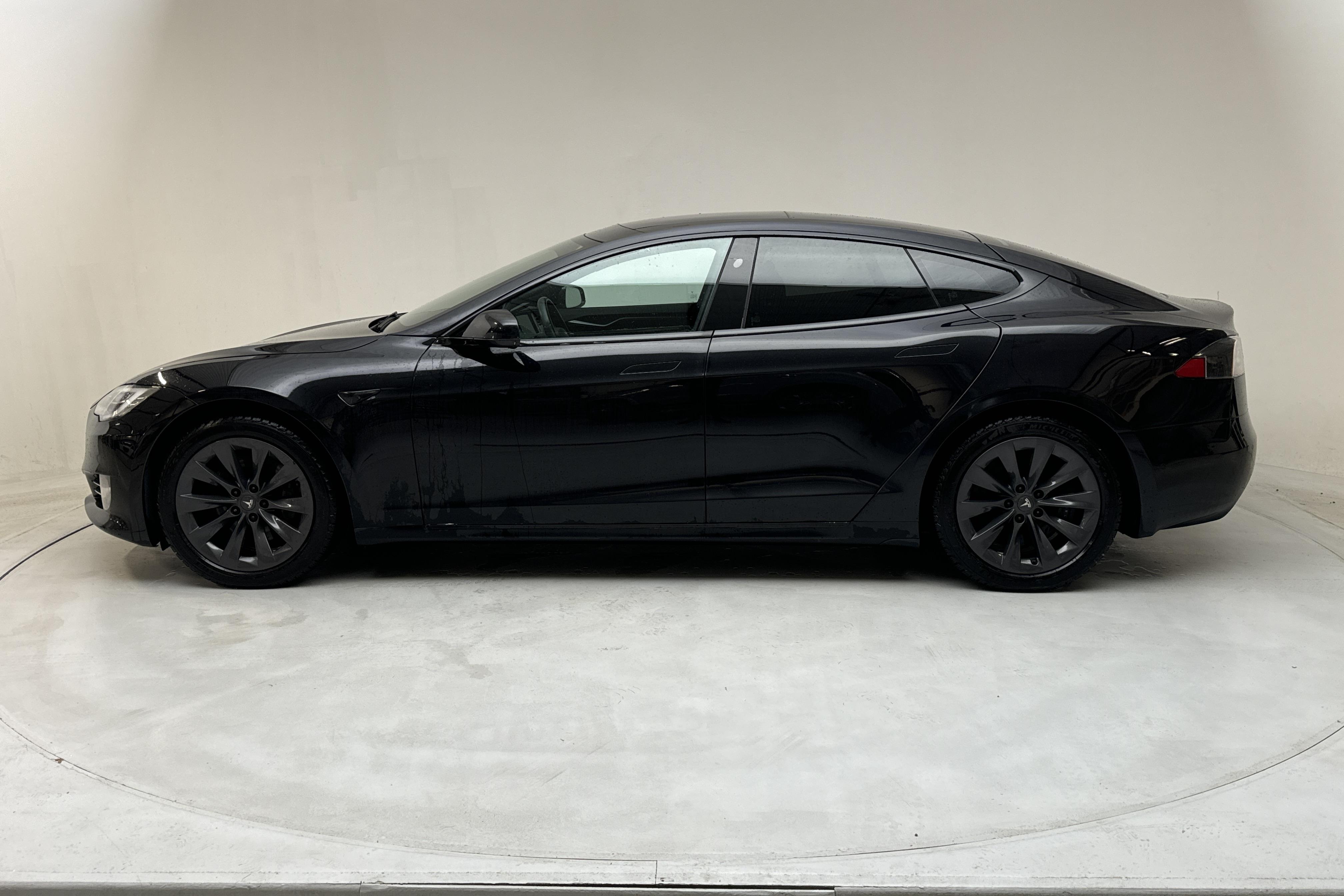 Tesla Model S 100D - 139 200 km - Automatic - black - 2018