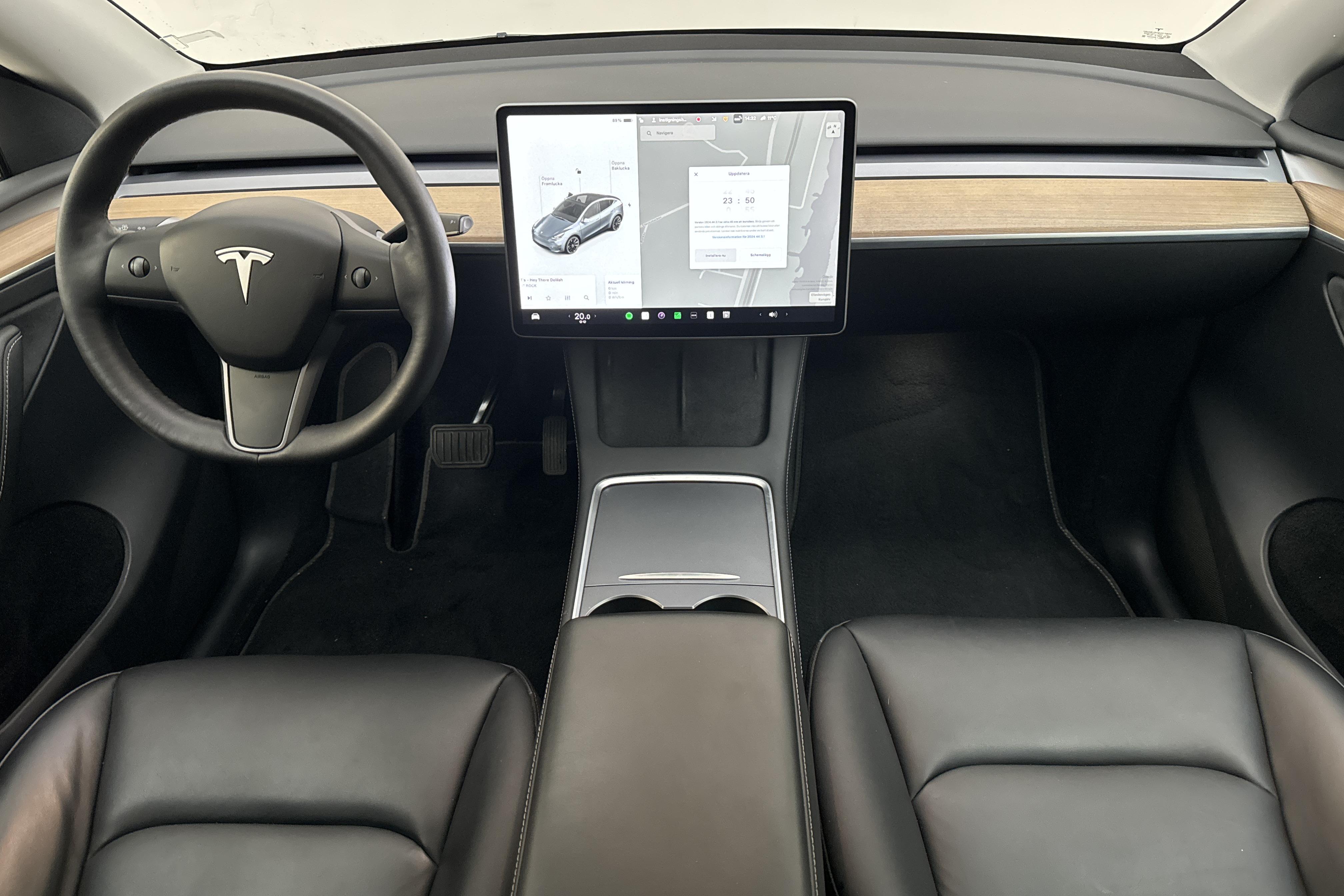 Tesla Model Y Long Range Dual Motor AWD - 100 070 km - Automatic - gray - 2021