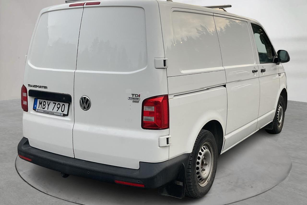 VW Transporter T6 2.0 TDI BMT Skåp (140hk) - 140 900 km - Automaatne - valge - 2016