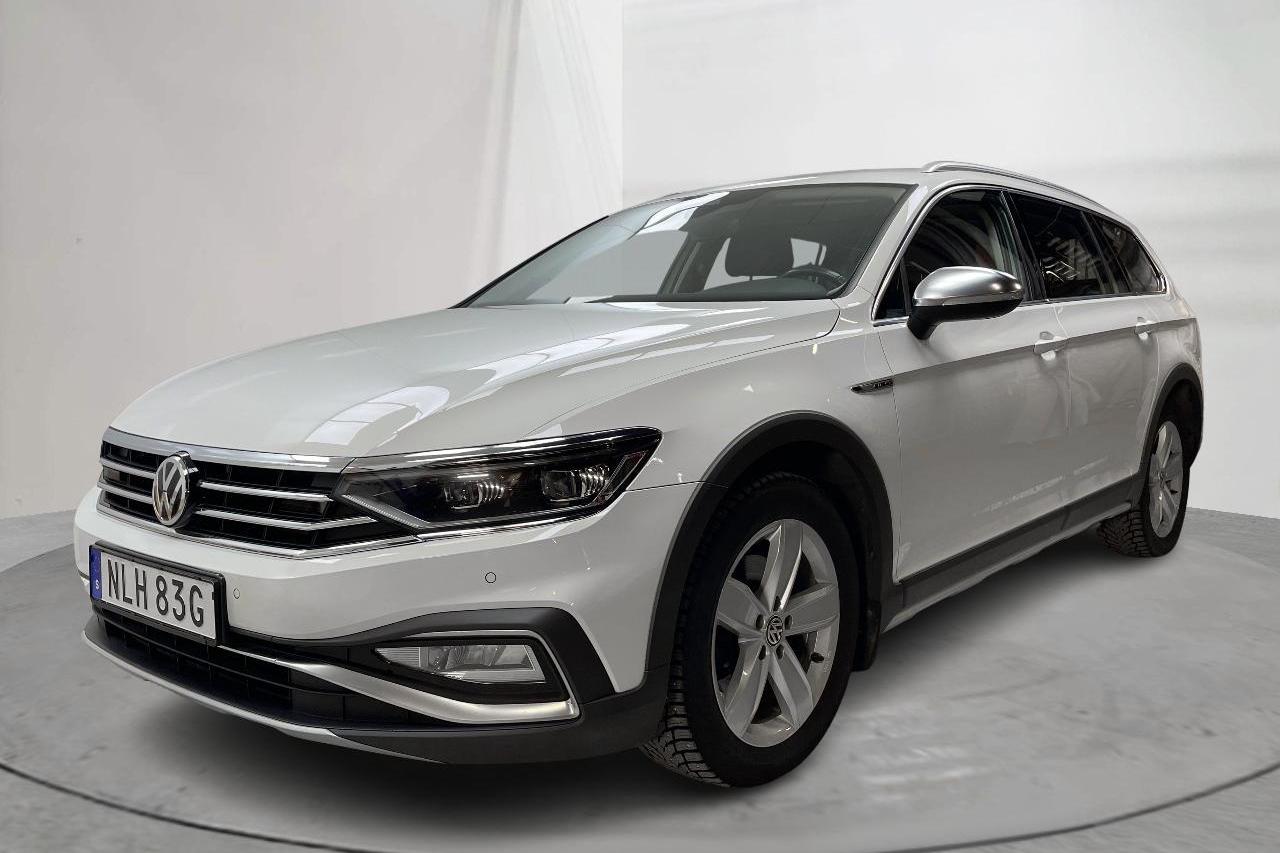 VW Passat Alltrack 2.0 TDI 4MOTION (190hk) - 102 140 km - Automatyczna - biały - 2020