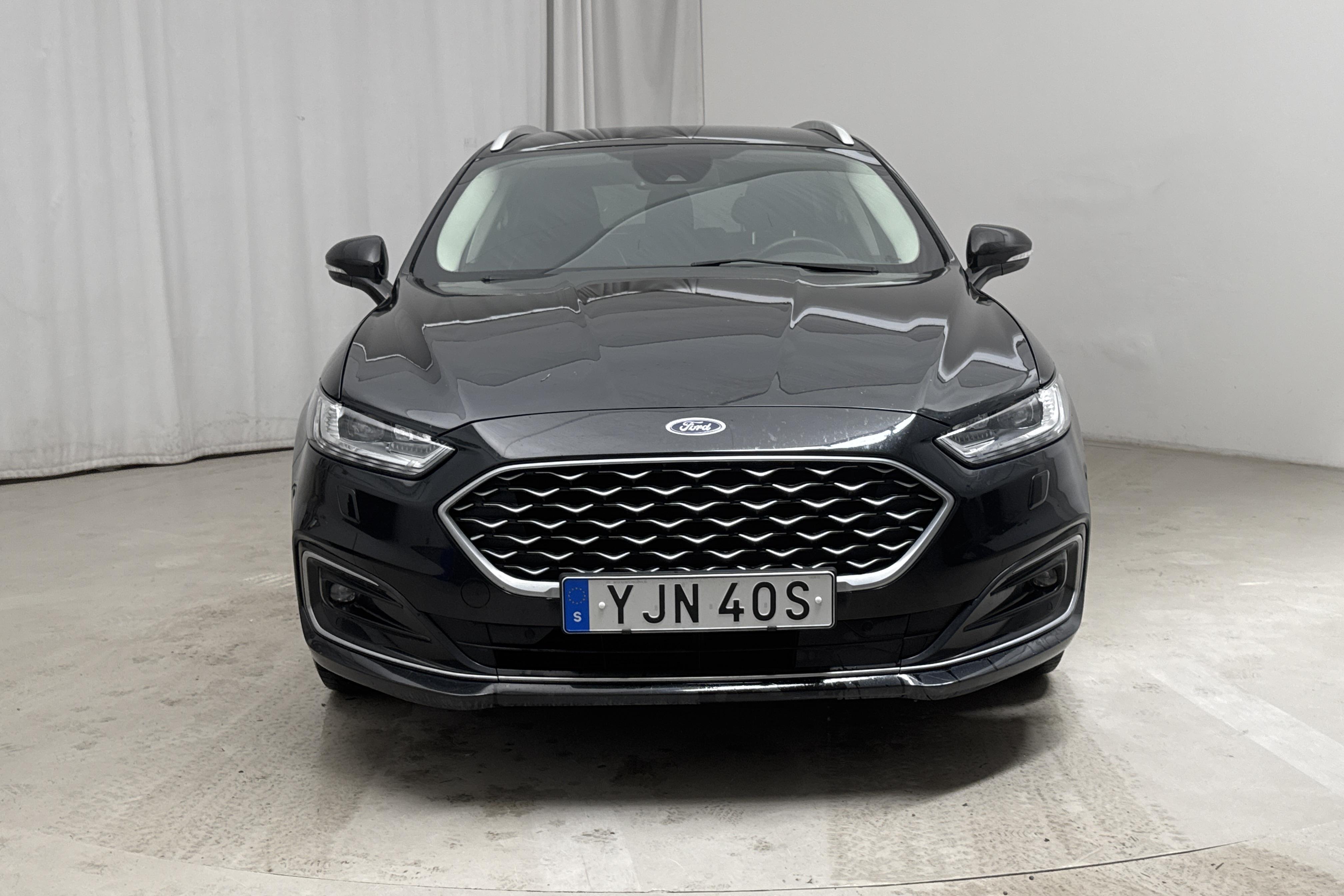 Ford Mondeo 2.0 HEV Kombi (187hk) - 104 220 km - Automatic - black - 2019