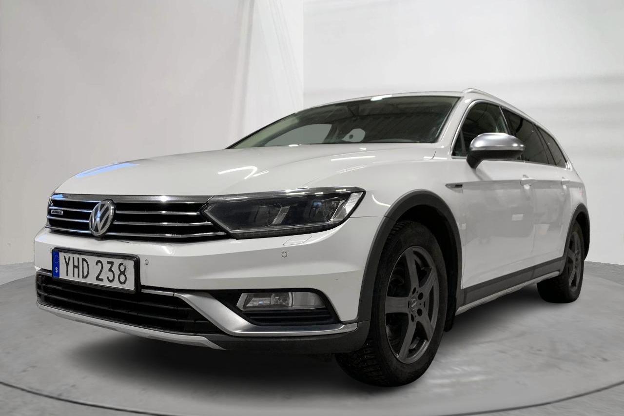 VW Passat Alltrack 2.0 TDI 4MOTION (190hk) - 24 447 mil - Automat - vit - 2017