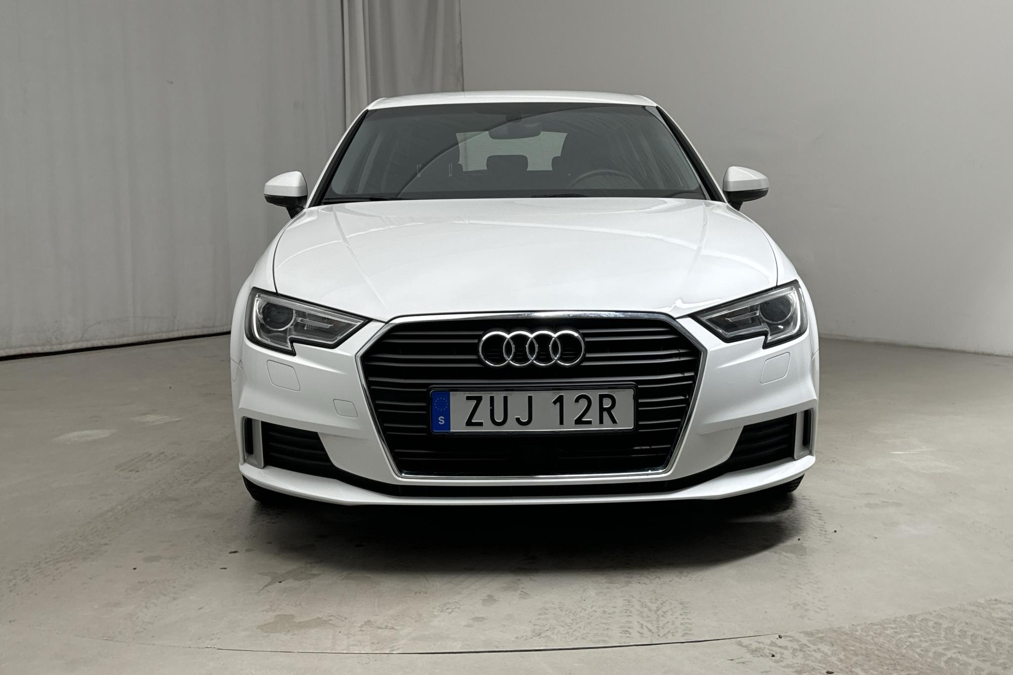 Audi A3 Sportback 35 TFSI (150hk) - 45 110 km - Manual - white - 2020