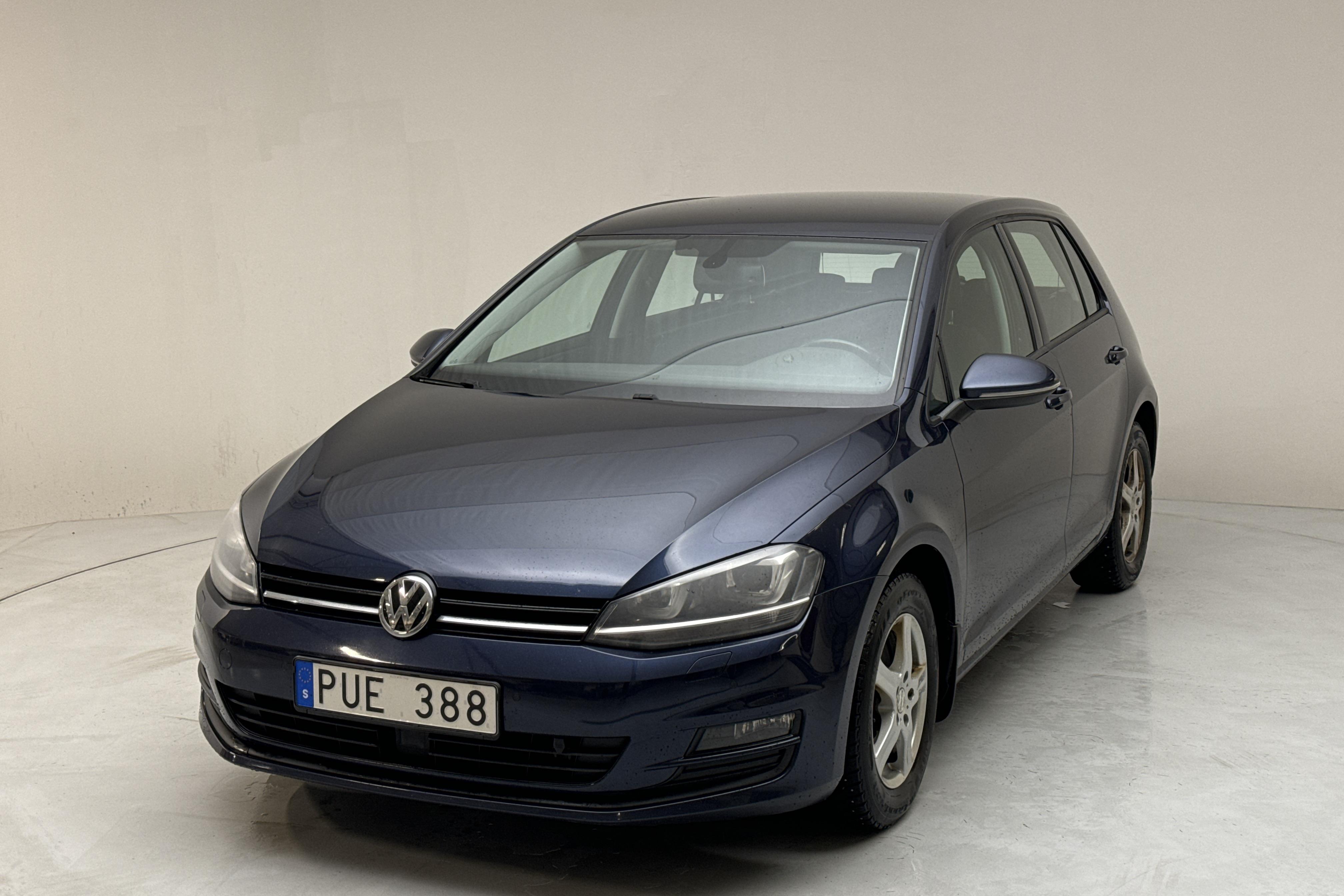 VW Golf VII 1.2 TSI 5dr (105hk) - 130 760 km - Käsitsi - Dark Blue - 2014