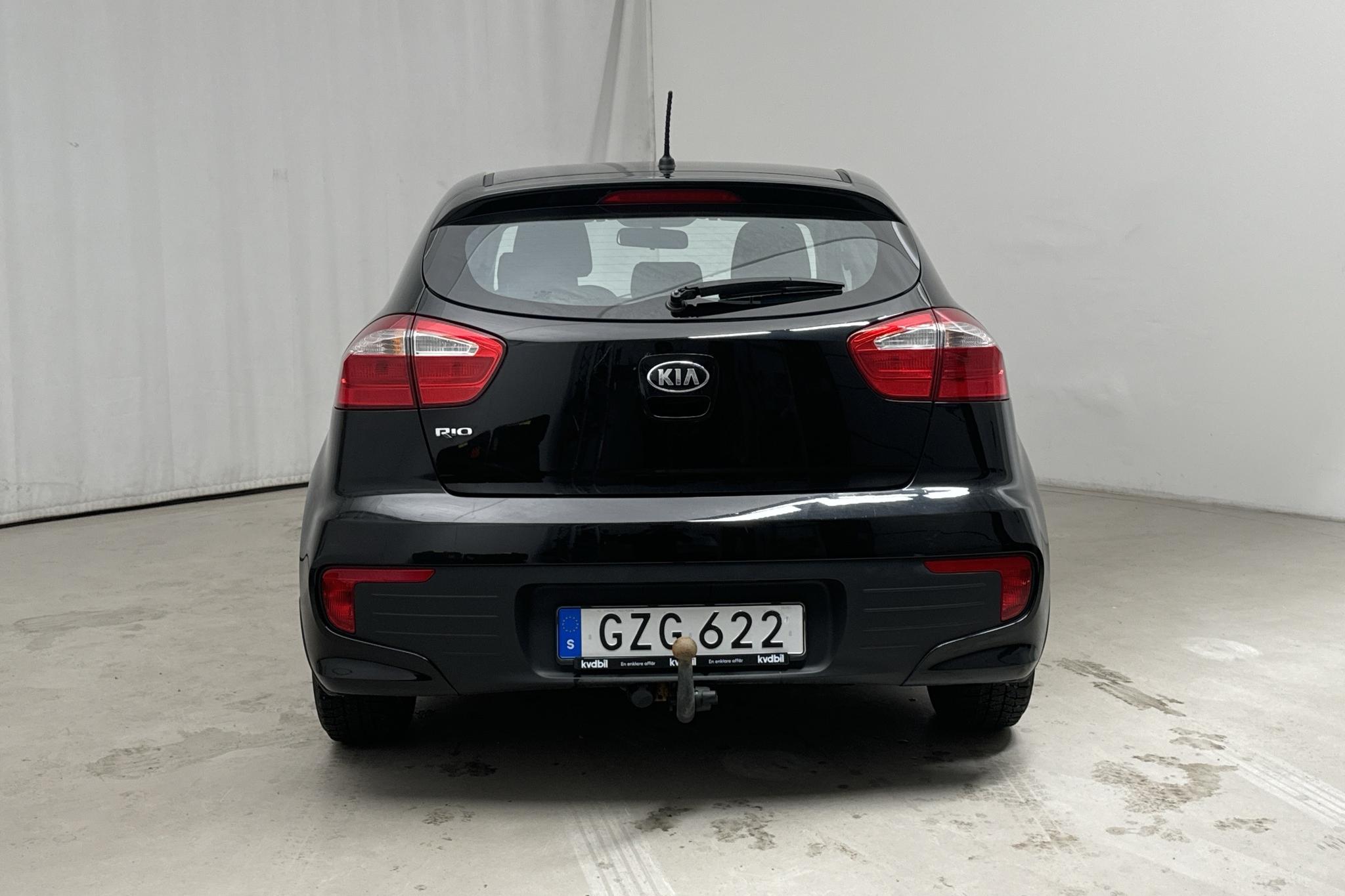 KIA Rio 1.2 (85hk) - 163 010 km - Manualna - czarny - 2016