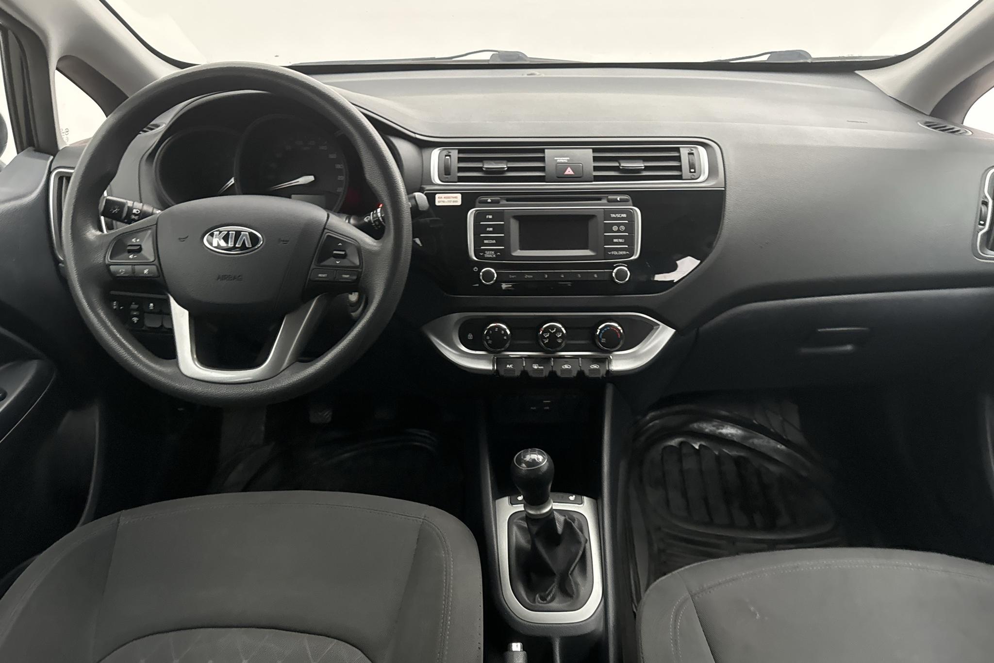 KIA Rio 1.2 (85hk) - 163 010 km - Manualna - czarny - 2016