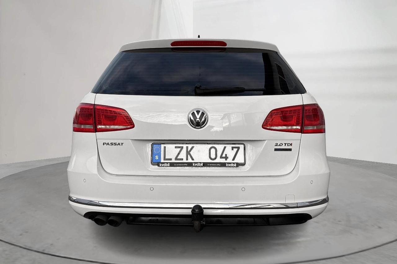 VW Passat 2.0 TDI BlueMotion Technology Variant (170hk) - 18 777 mil - Automat - vit - 2012