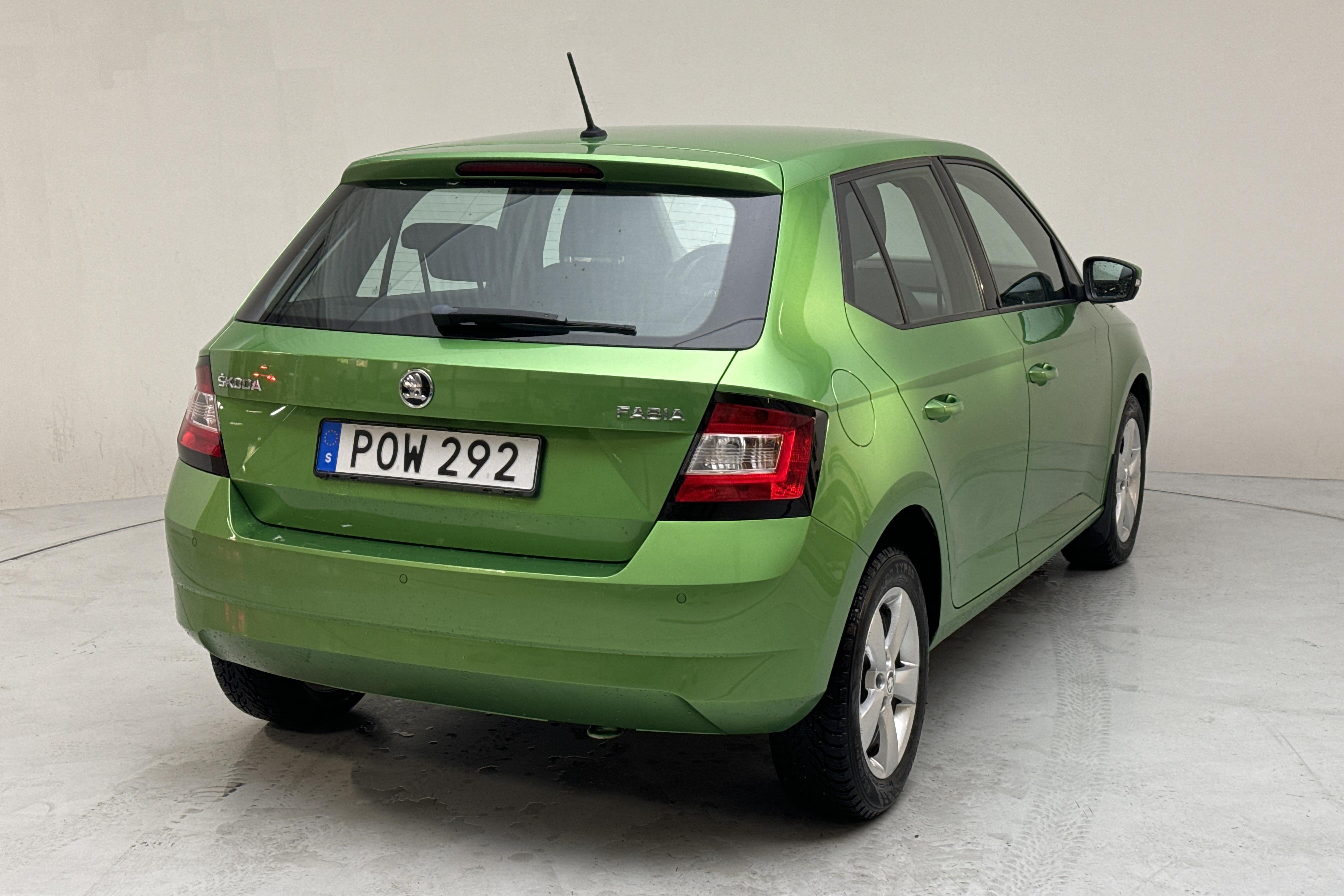 Skoda Fabia 1.2 TSI (90hk) - 2 826 mil - Manuell - grön - 2016