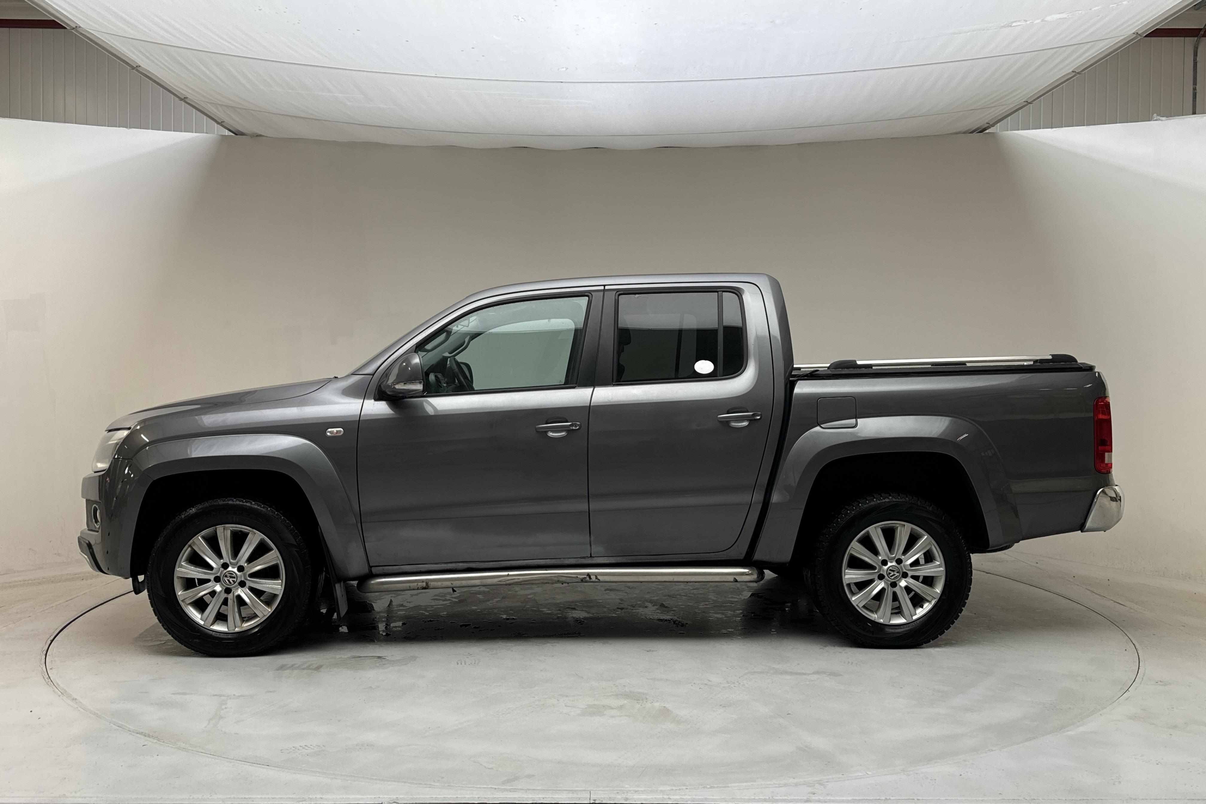 VW Amarok 2.0 TDI 4motion (163hk) - 253 350 km - Manuaalinen - harmaa - 2011