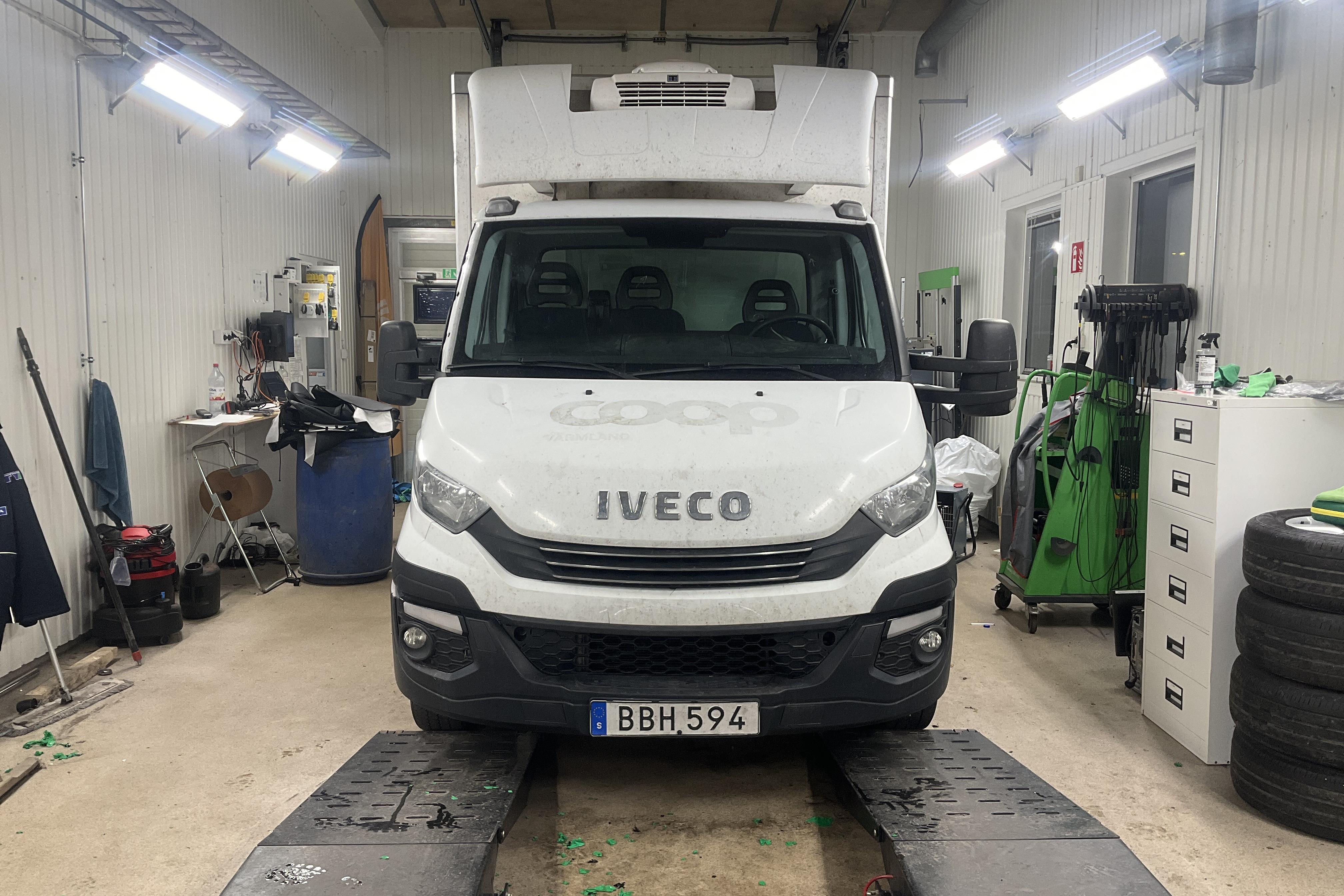 Iveco Daily 35 2.3 (136hk) - 0 km - Automaattinen - valkoinen - 2018