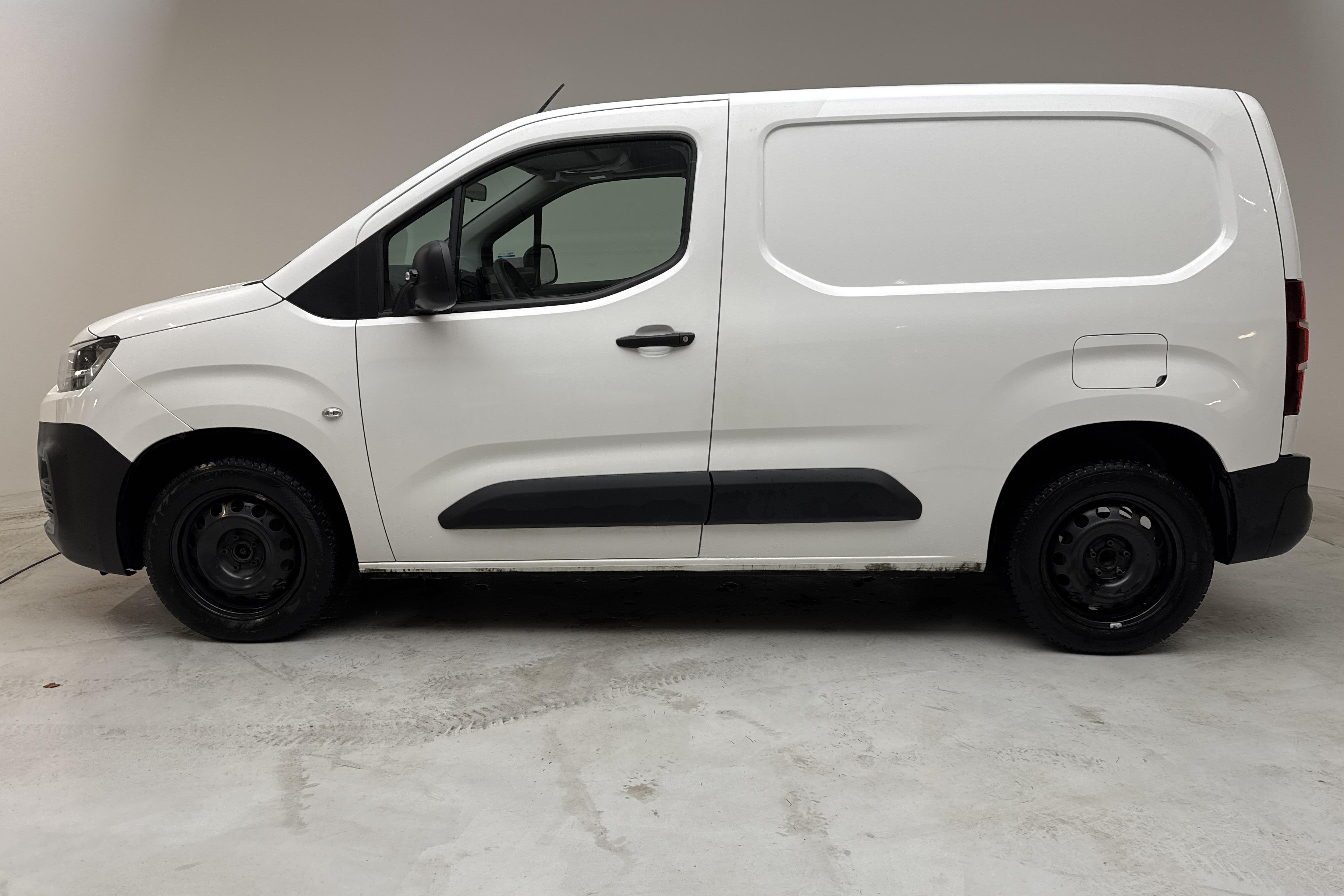 Citroen Berlingo 1.5 BlueHDi Skåp (130hk) - 60 930 km - Automaatne - valge - 2021