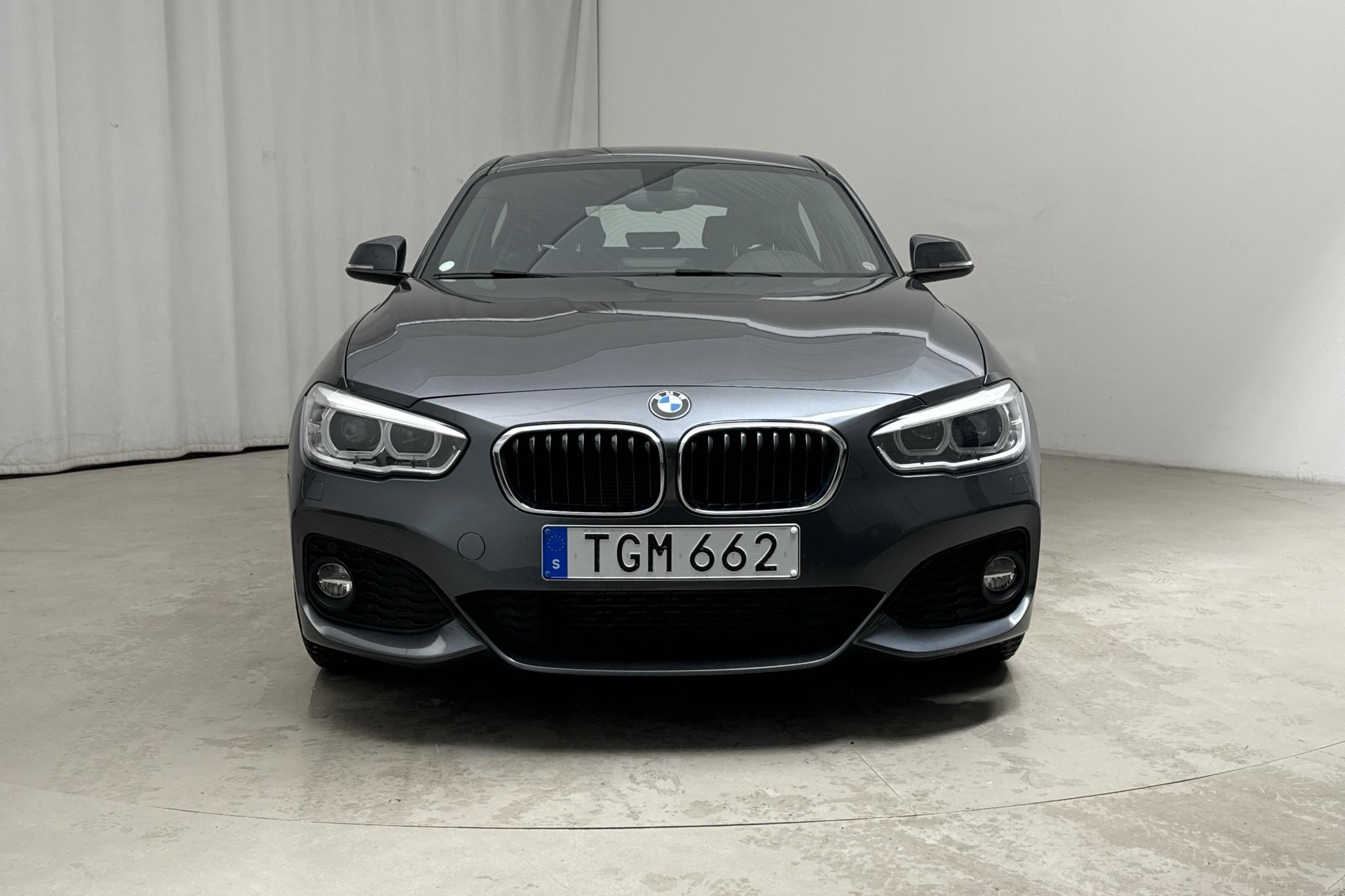 BMW 118i 5dr, F20 (136hk) - 9 759 mil - Manuell - grå - 2018