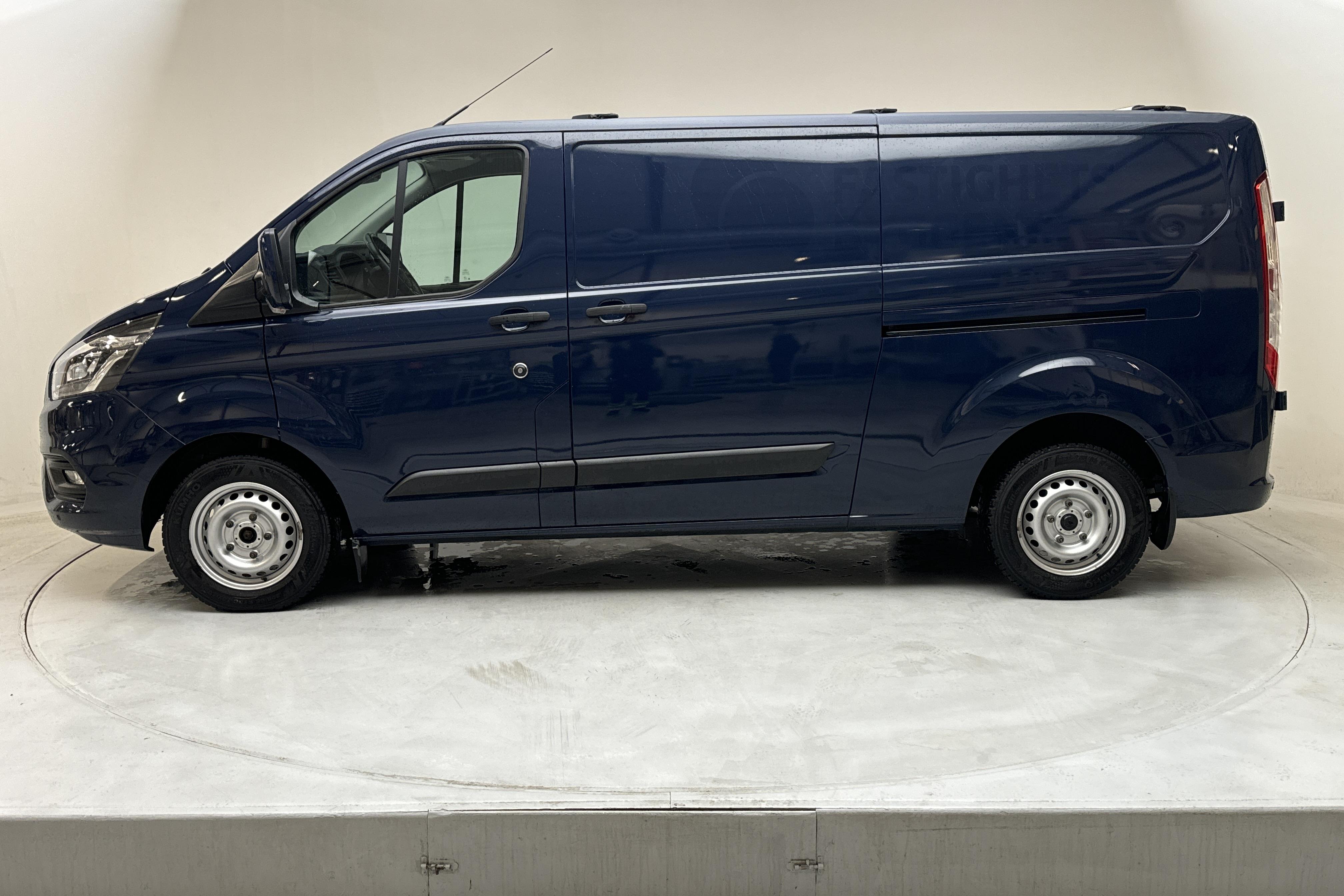 Ford Transit Custom 300 (105hk) - 4 724 mil - Manuell - blå - 2021