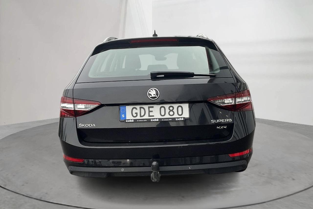 Skoda Superb 2.0 TDI 4x4 Kombi (190hk) - 206 470 km - Automatic - black - 2016