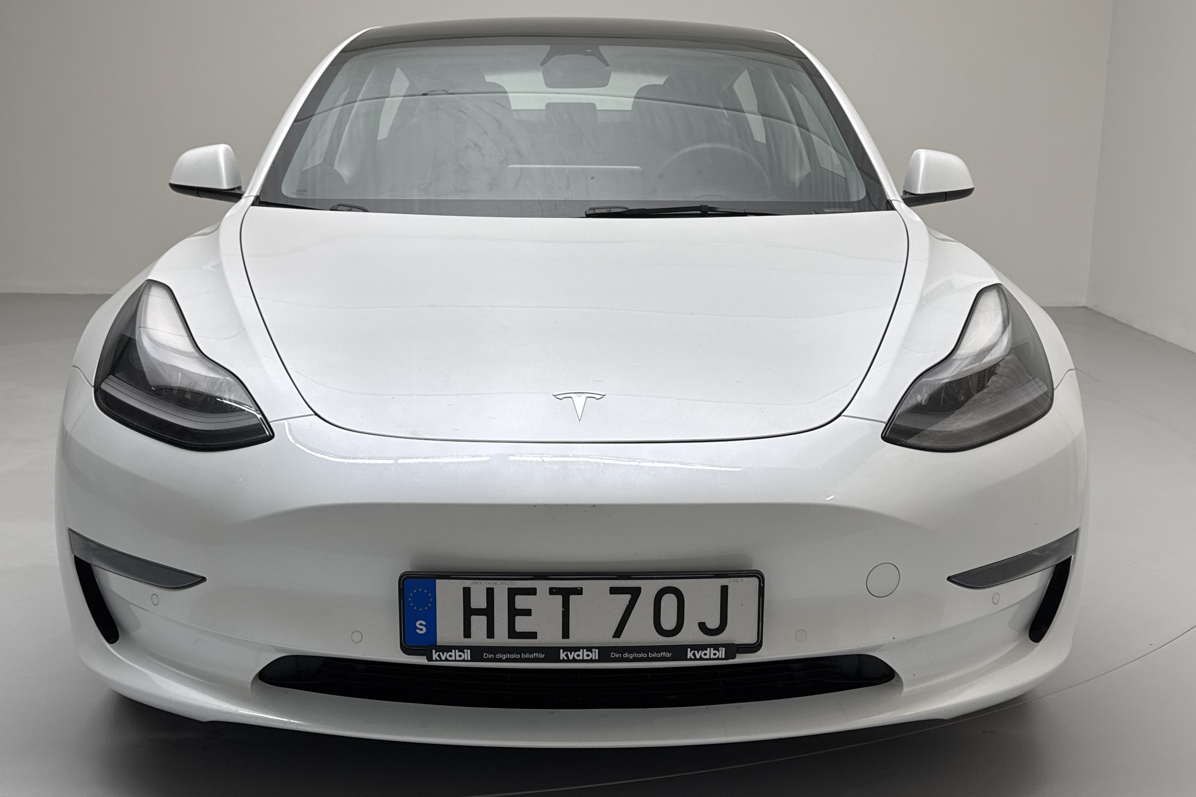 Tesla Model 3 Long Range Dual Motor AWD - 12 329 mil - Automat - vit - 2021