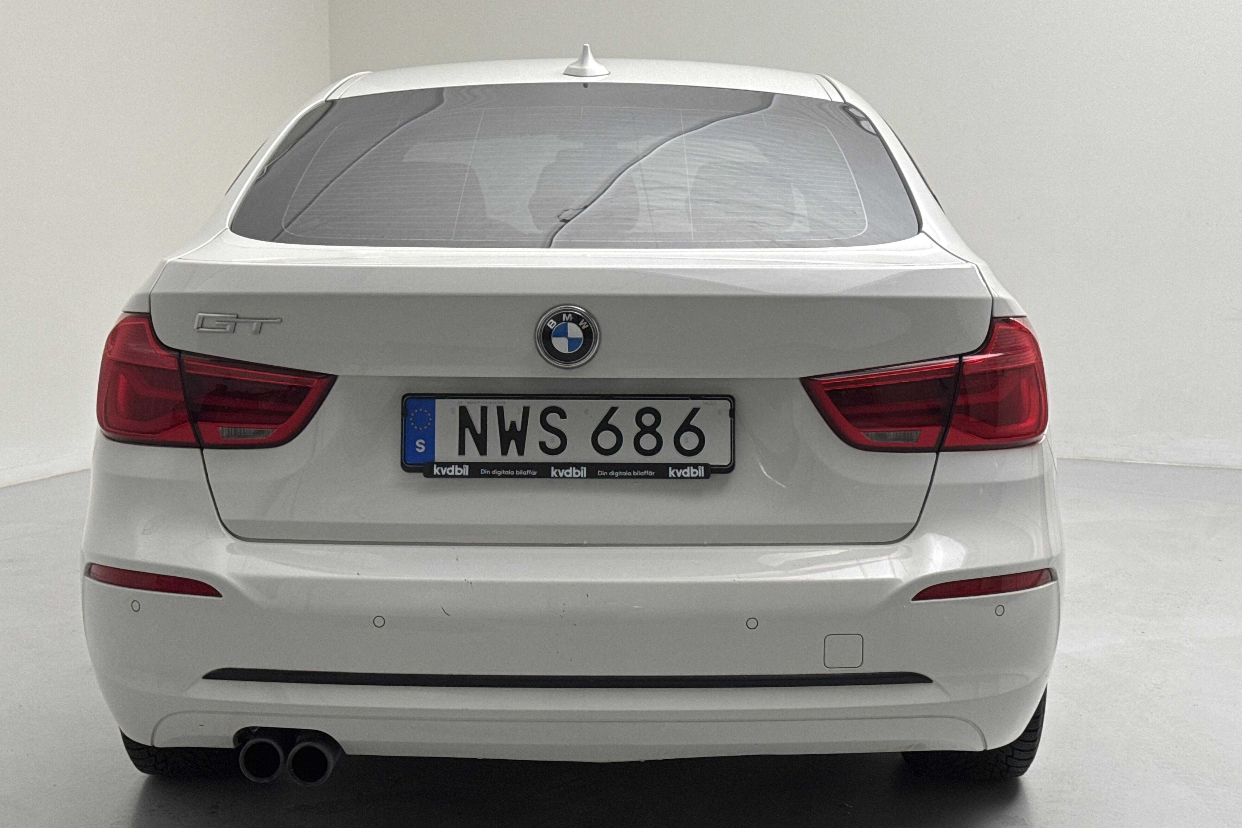 BMW 320d GT xDrive, F34 (190hk) - 9 331 mil - Automat - vit - 2018