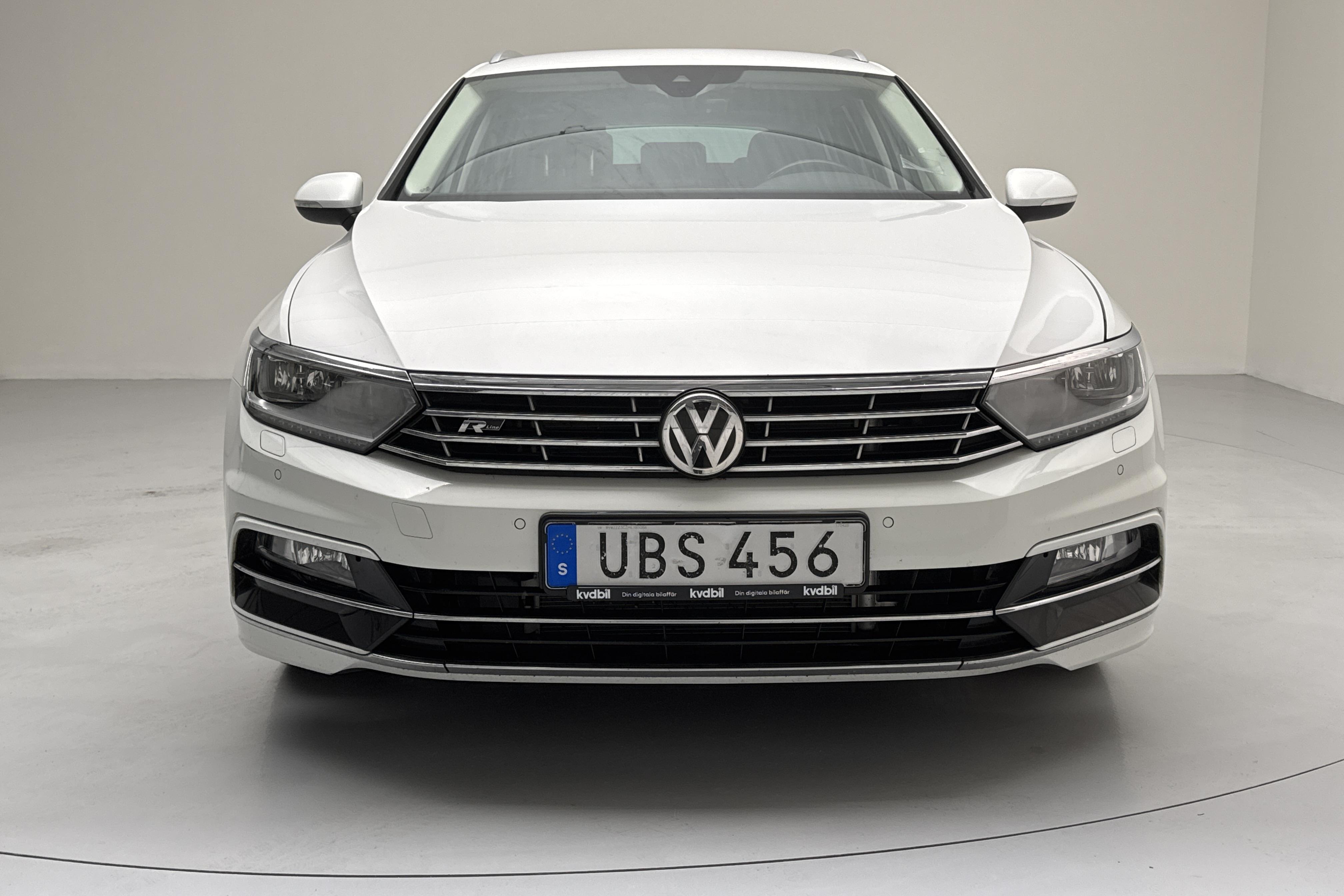 VW Passat 2.0 TDI Sportscombi (190hk) - 97 670 km - Automaattinen - valkoinen - 2017