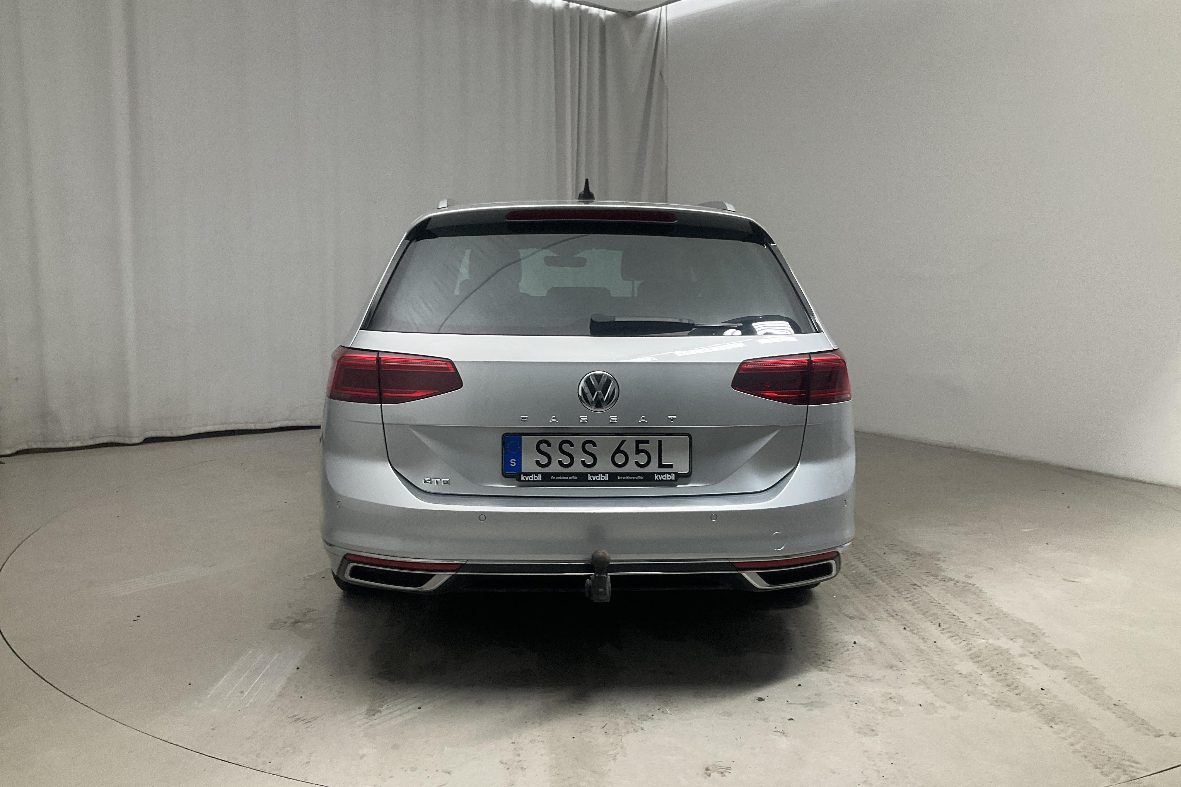 VW Passat 1.4 GTE Sportscombi (218hk) - 150 160 km - Automaatne - hõbe - 2020