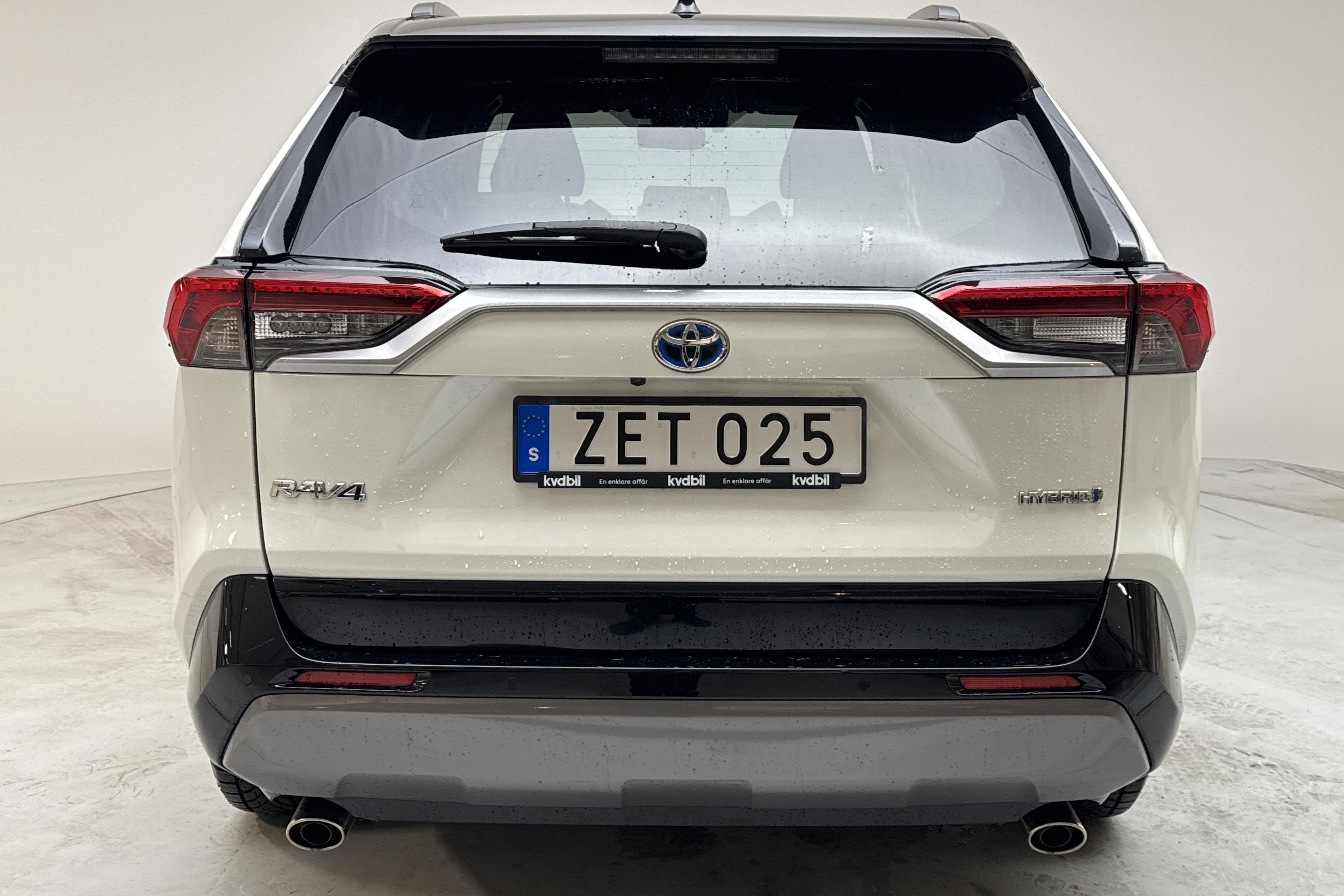 Toyota RAV4 2.5 HSD (218hk) - 9 606 mil - Automat - vit - 2019