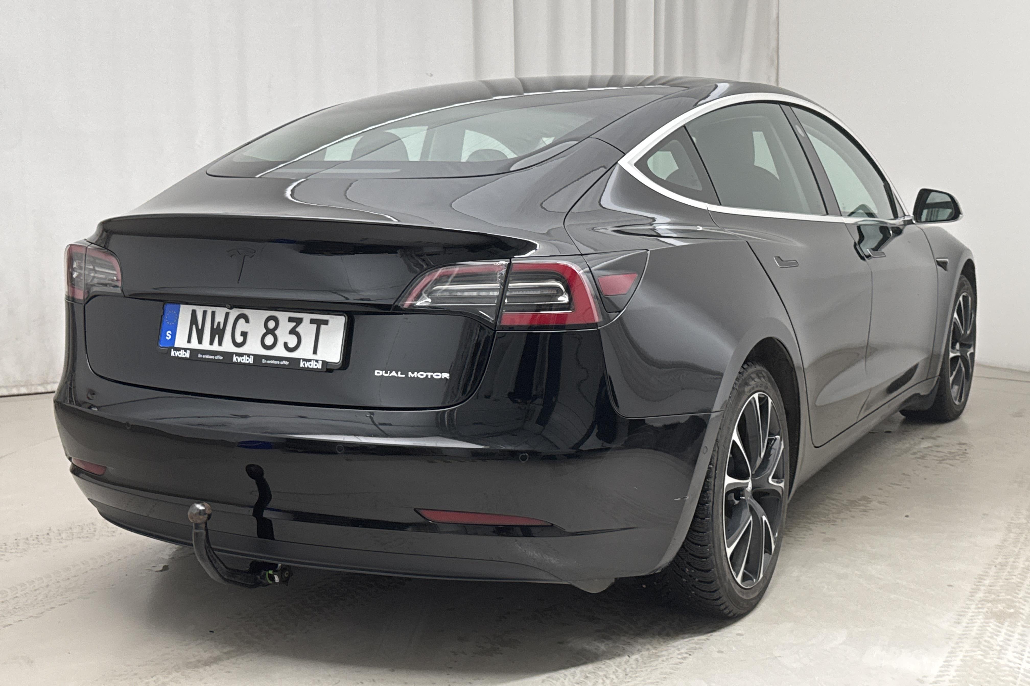 Tesla Model 3 Long Range Dual Motor AWD - 67 940 km - Automatic - black - 2019