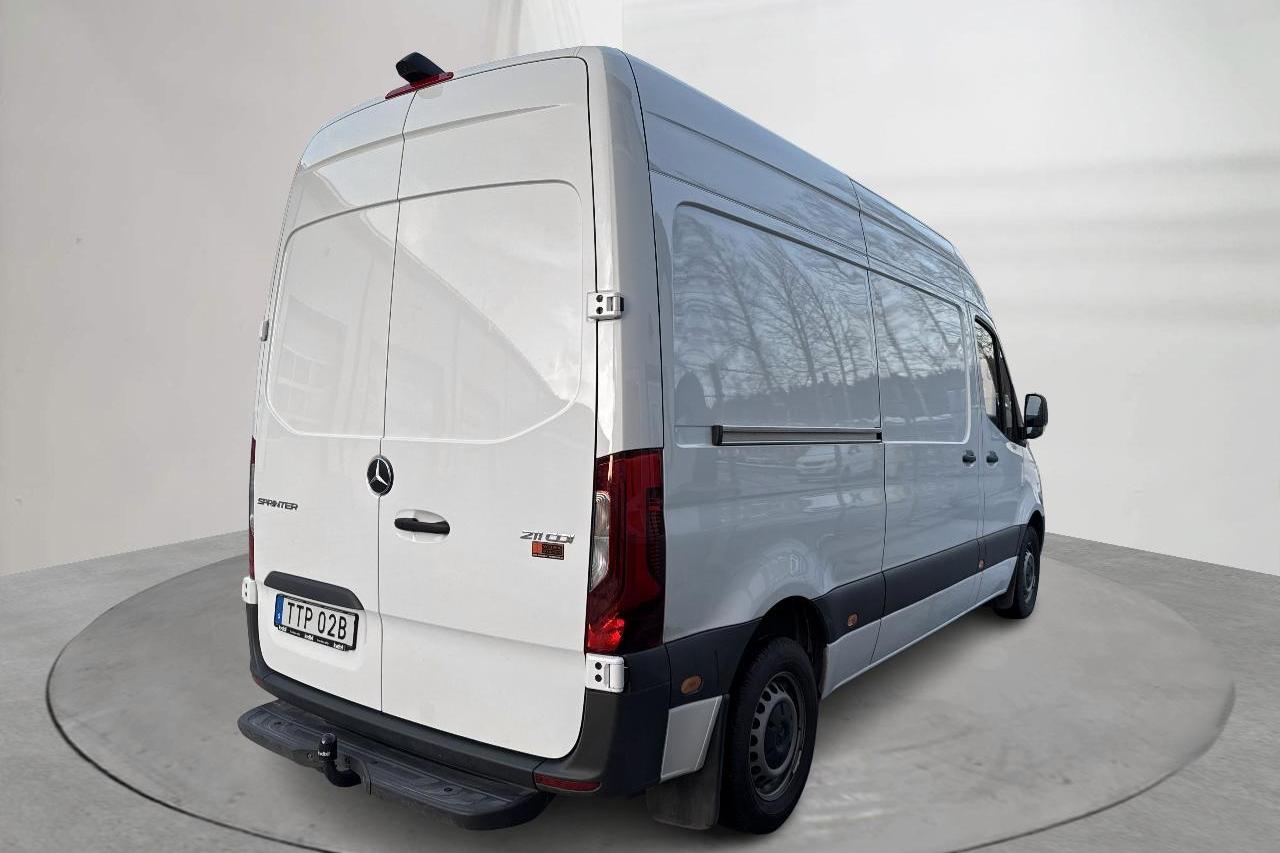 Mercedes Sprinter 211 CDI Skåp 2WD (114hk) - 61 560 km - Automatyczna - biały - 2023