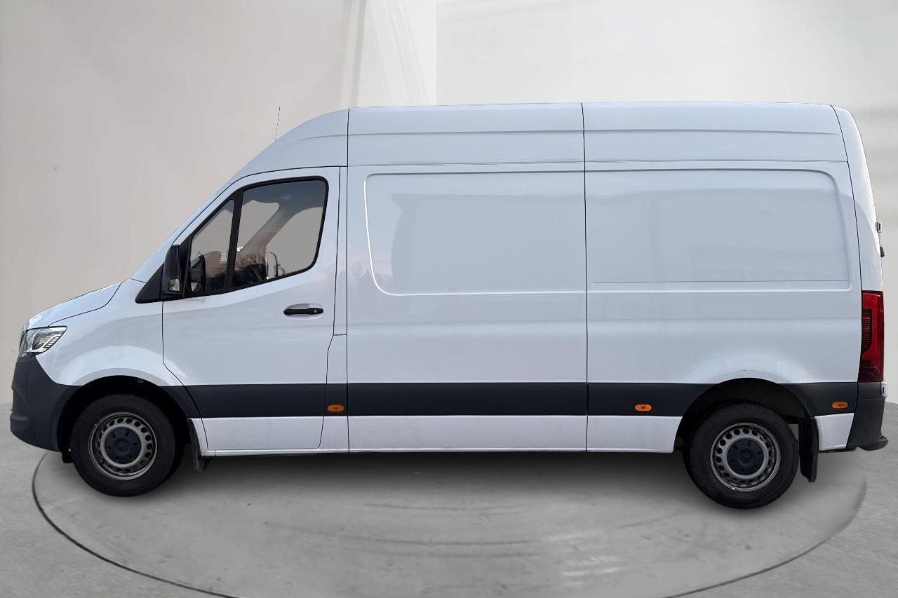 Mercedes Sprinter 211 CDI Skåp 2WD (114hk) - 61 560 km - Automatyczna - biały - 2023