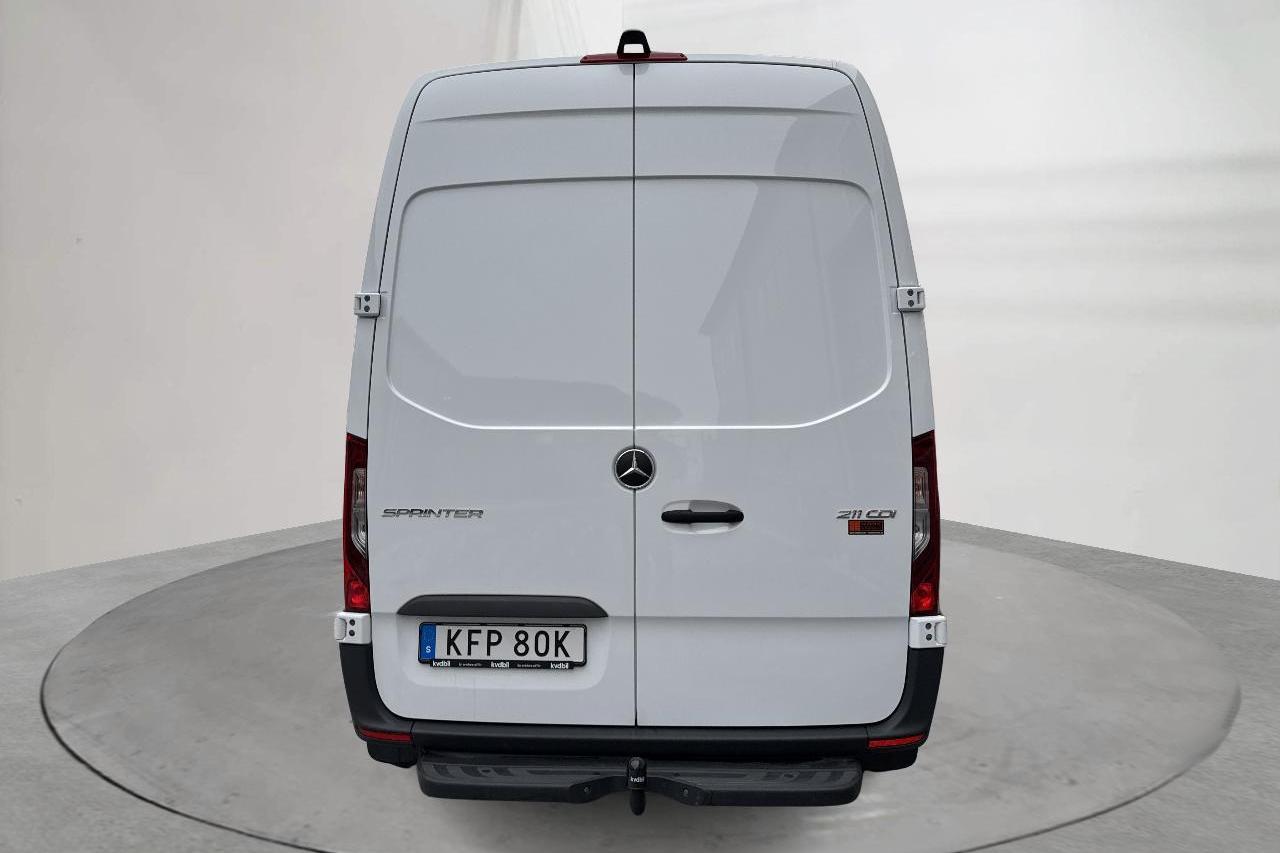 Mercedes Sprinter 211 CDI Skåp 2WD (114hk) - 7 310 km - Automatic - white - 2023