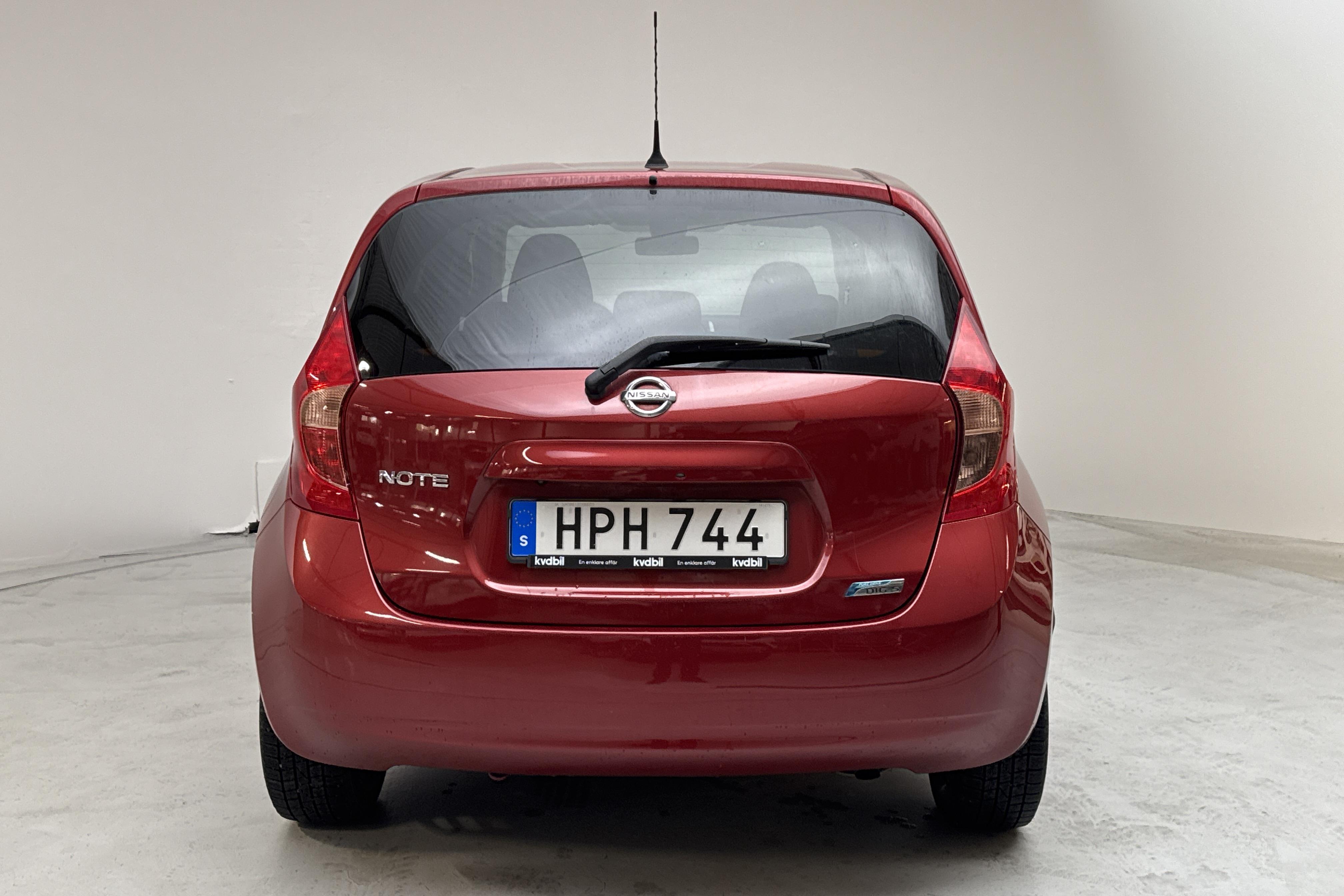 Nissan Note 1.2 DIG-S (98hk) - 113 860 km - Automaattinen - Dark Red - 2014