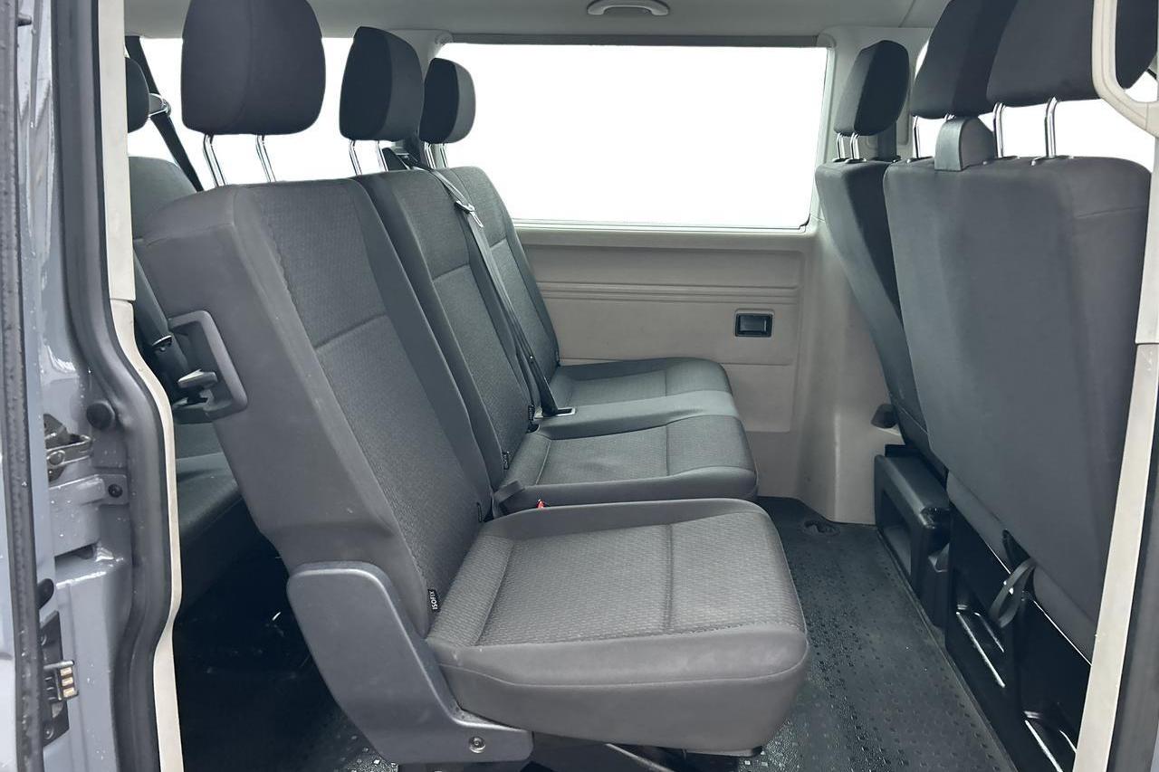 VW Caravelle T6 2.0 TDI BMT Skåp (150hk) - 122 640 km - Manuaalinen - harmaa - 2019