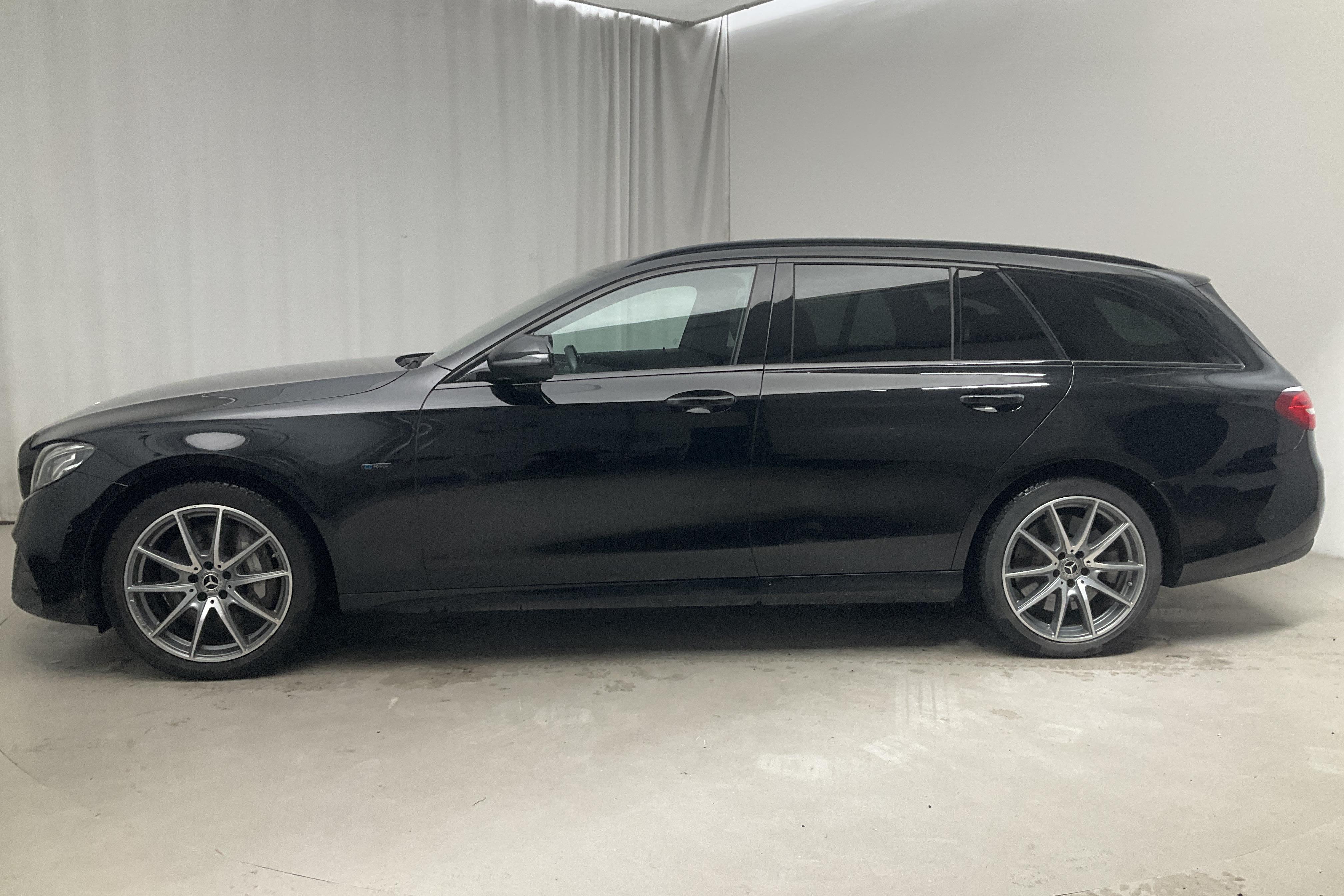 Mercedes E 300 de Kombi S213 (316hk) - 147 170 km - Automatic - black - 2020