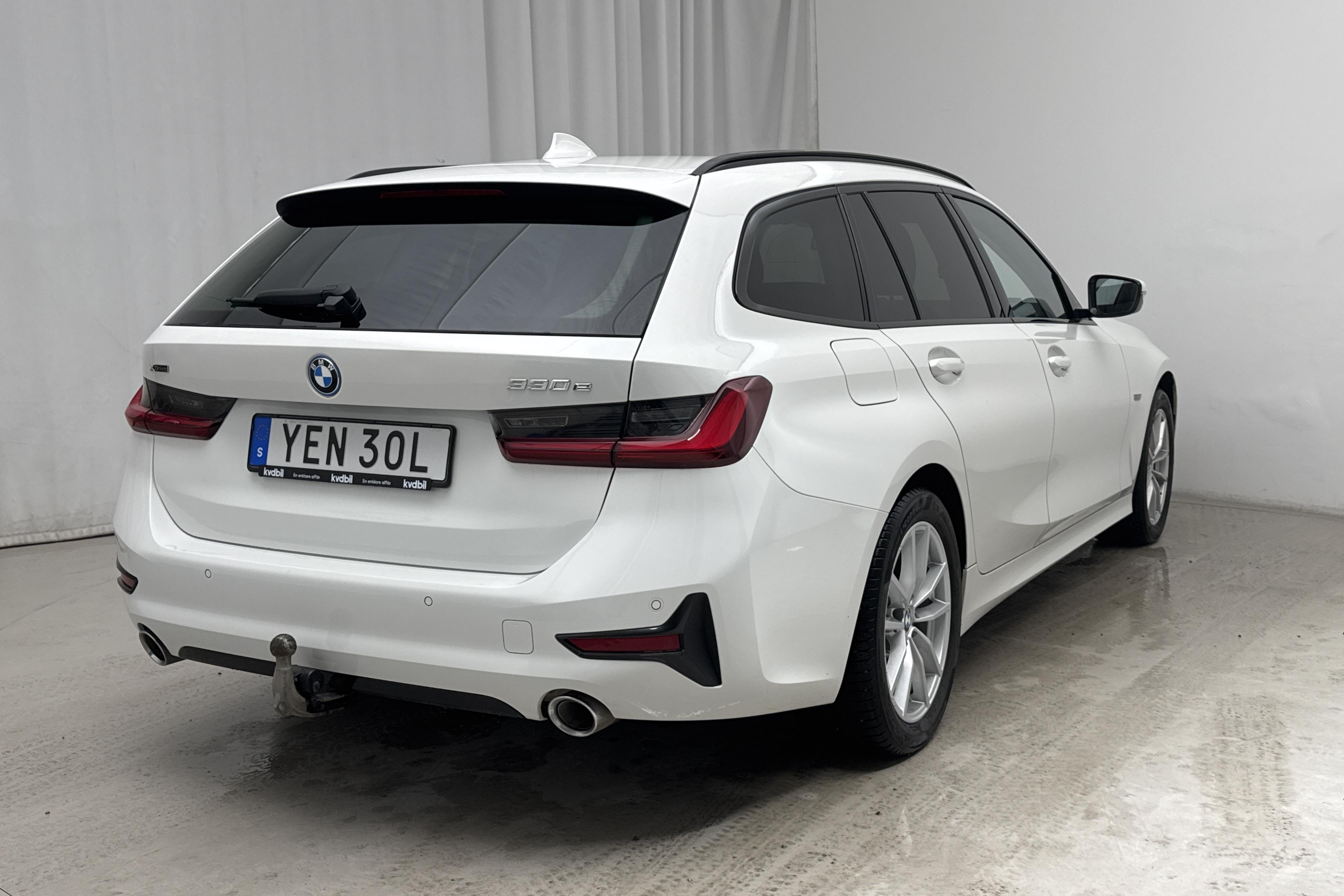 BMW 330e xDrive Touring, G21 (292hk) - 67 330 km - Automatic - white - 2022