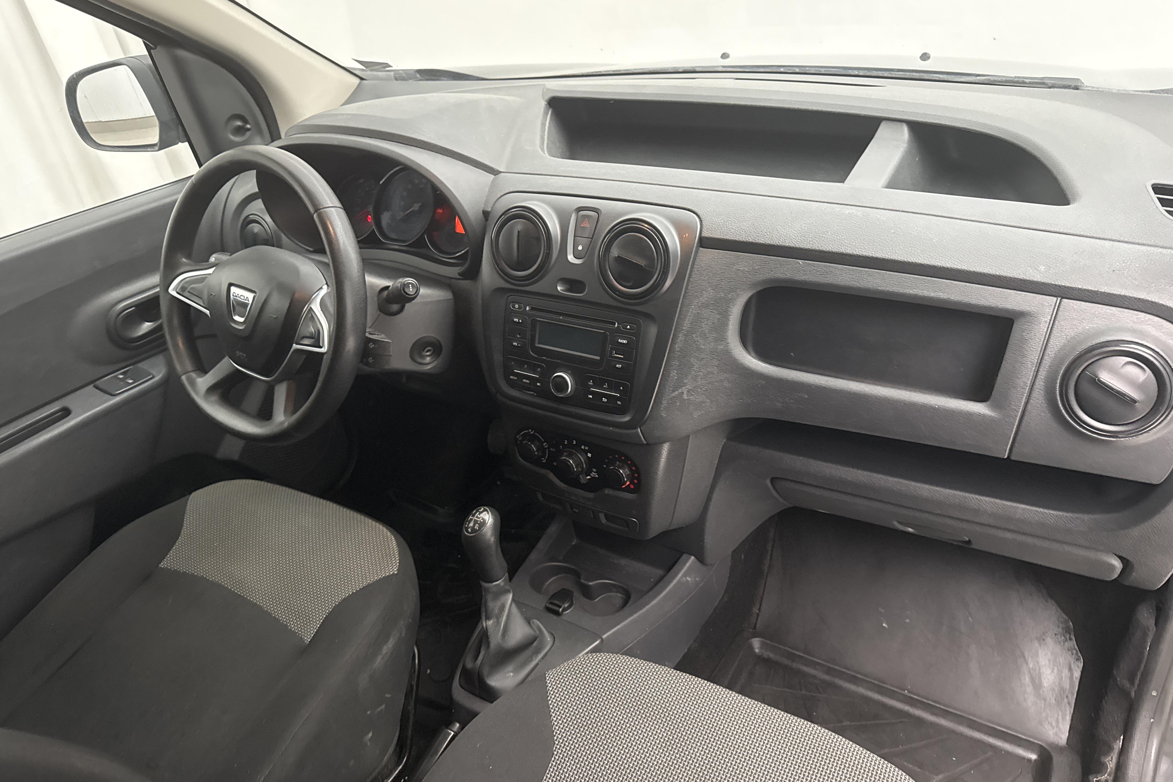 Dacia Dokker Van 1.5 dCi (90hk) - 138 070 km - Käsitsi - must - 2019