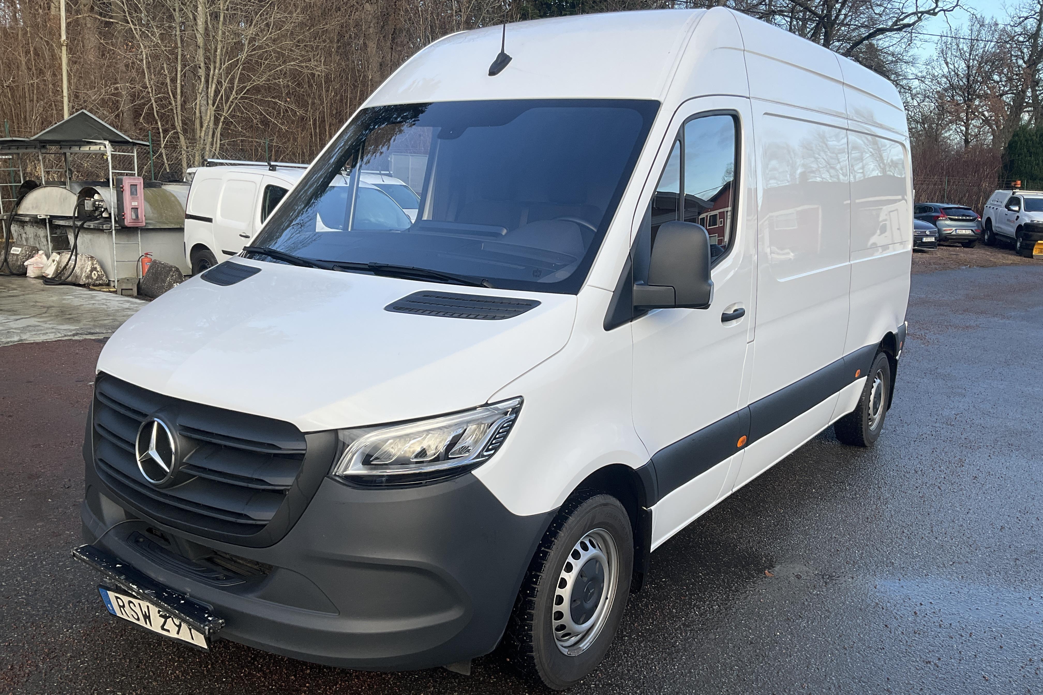 Mercedes Sprinter 211 CDI Skåp 2WD (114hk) - 5 753 mil - Automat - vit - 2023