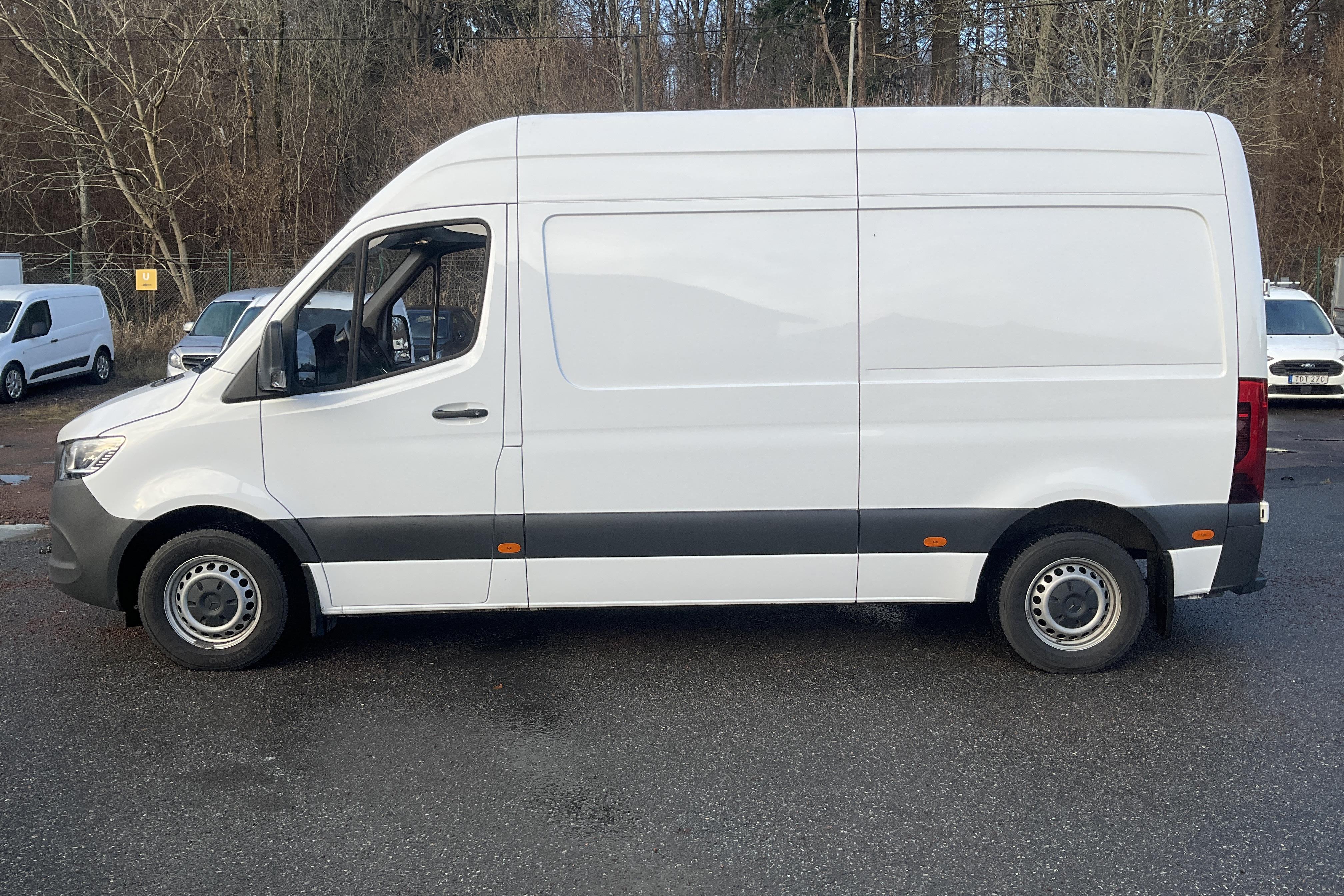 Mercedes Sprinter 211 CDI Skåp 2WD (114hk) - 5 753 mil - Automat - vit - 2023