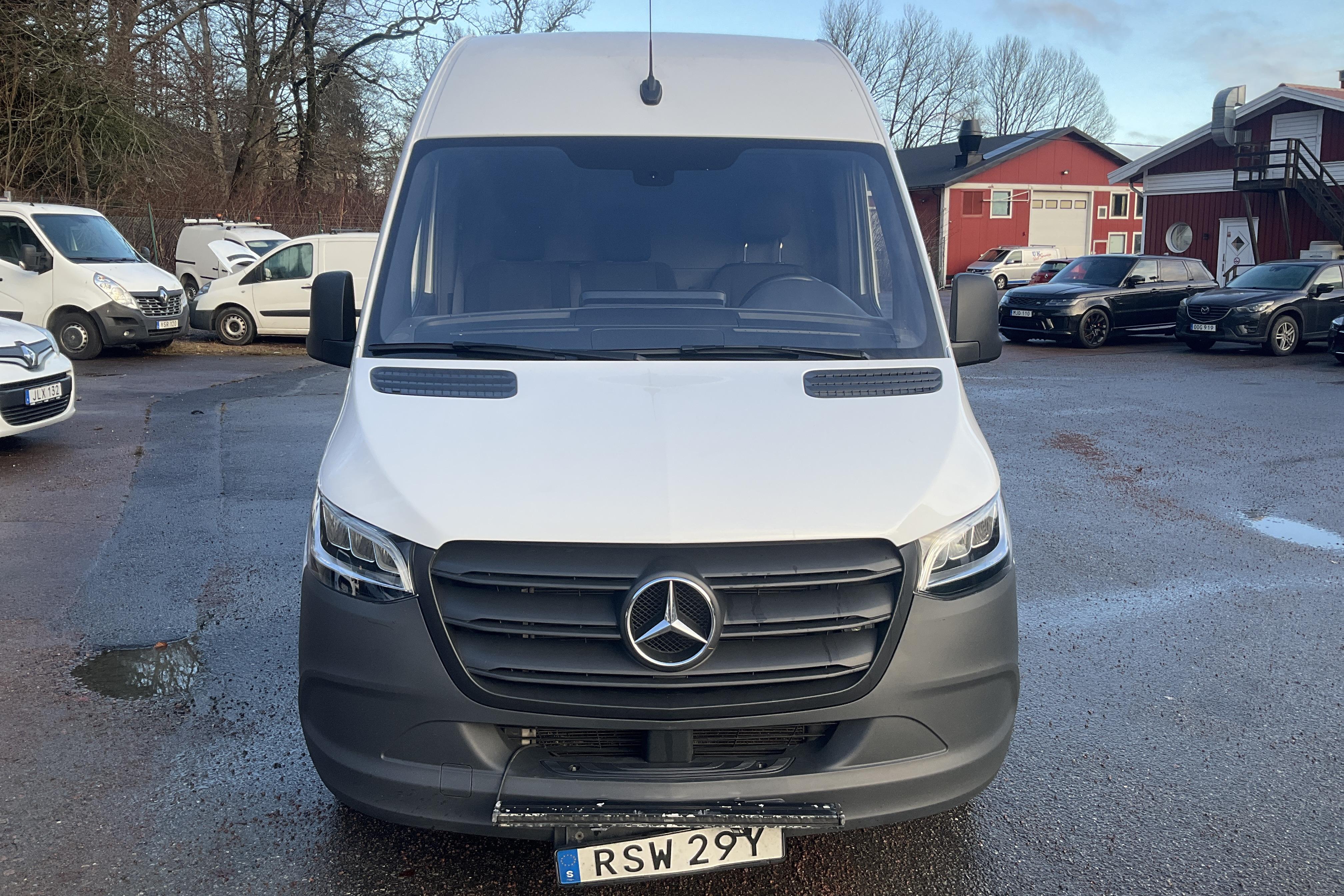 Mercedes Sprinter 211 CDI Skåp 2WD (114hk) - 5 753 mil - Automat - vit - 2023