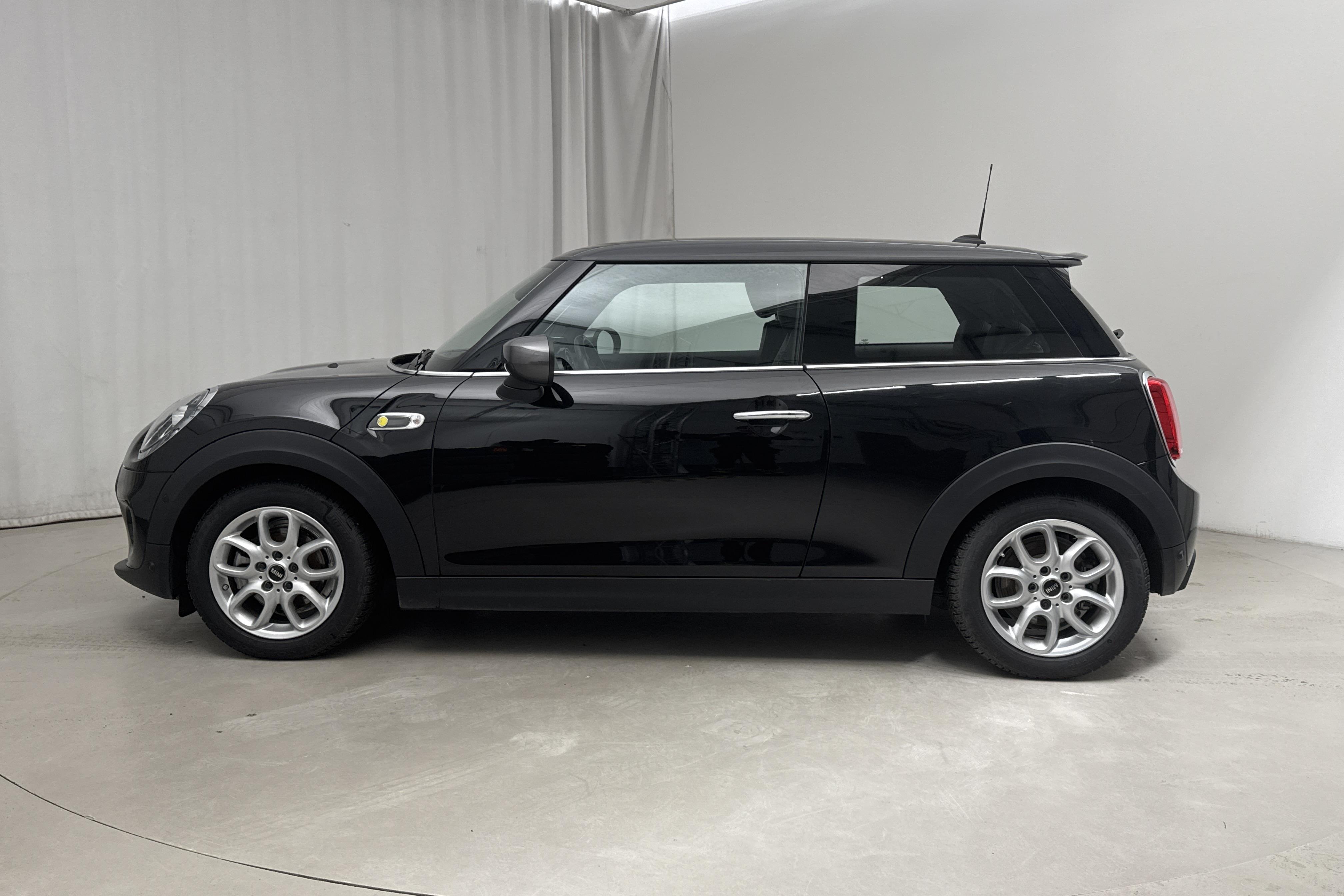 MINI Cooper SE, F56 (184hk) - 3 806 mil - Automat - svart - 2021