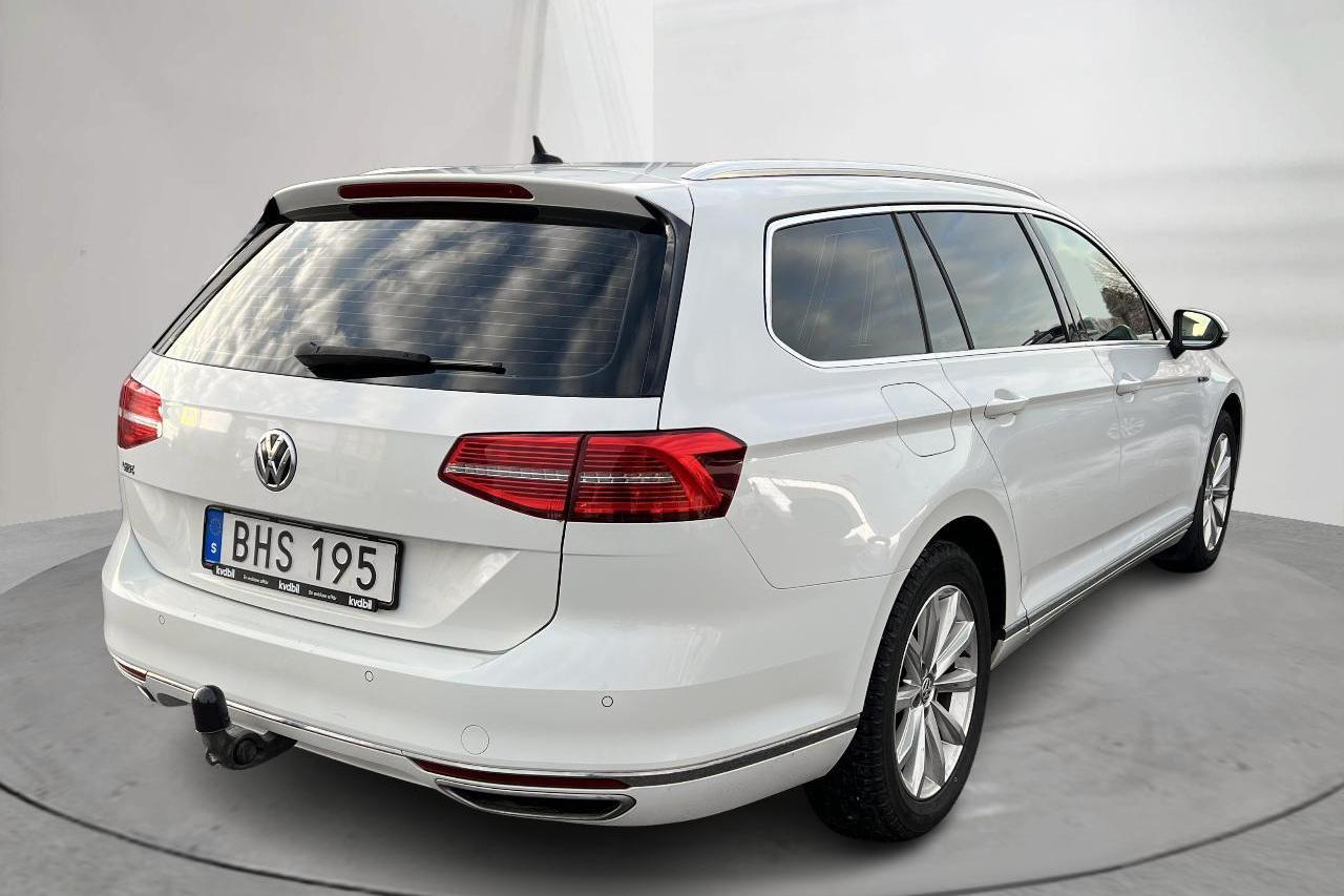 VW Passat 1.4 Plug-in-Hybrid Sportscombi (218hk) - 161 850 km - Automaattinen - valkoinen - 2016