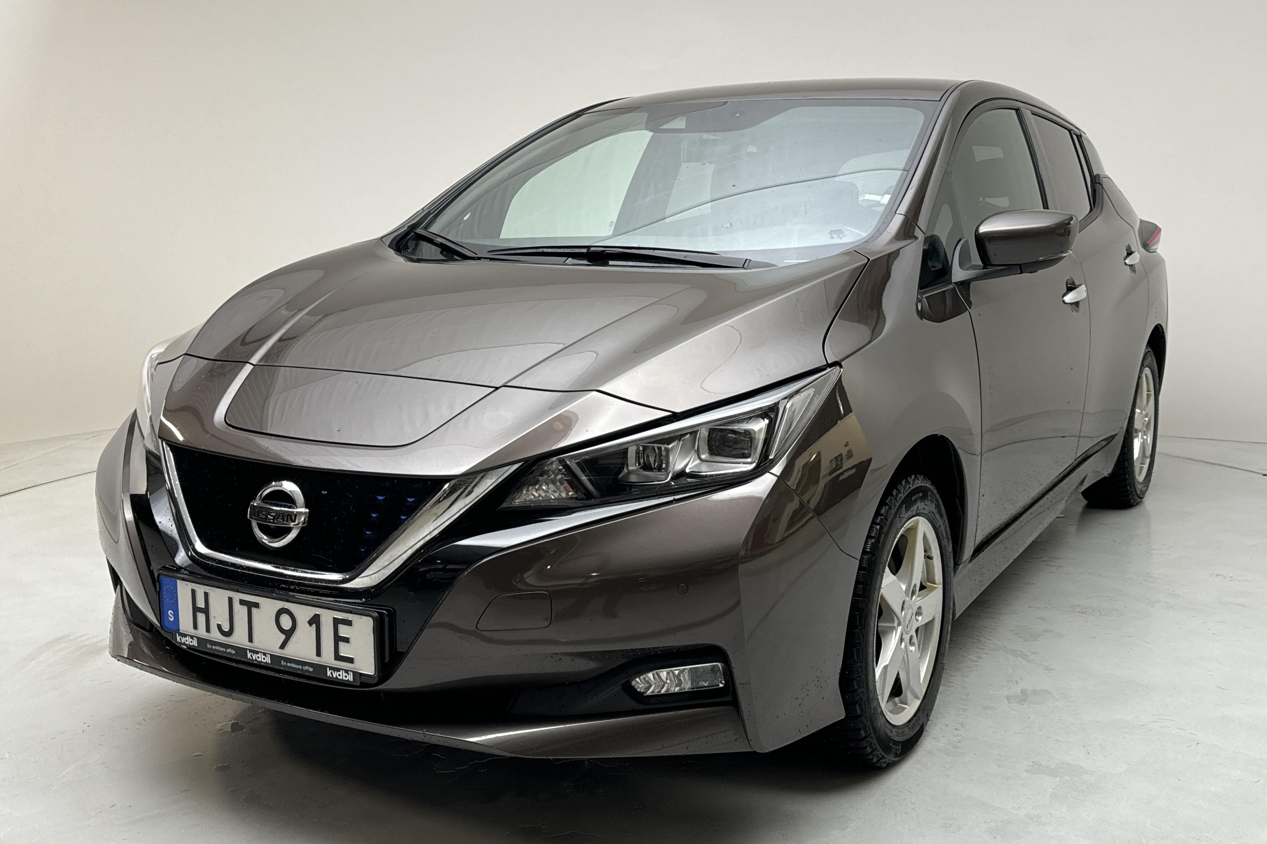 Nissan LEAF 5dr 59 kWh (214hk) - 74 840 km - Automaattinen - ruskea - 2022