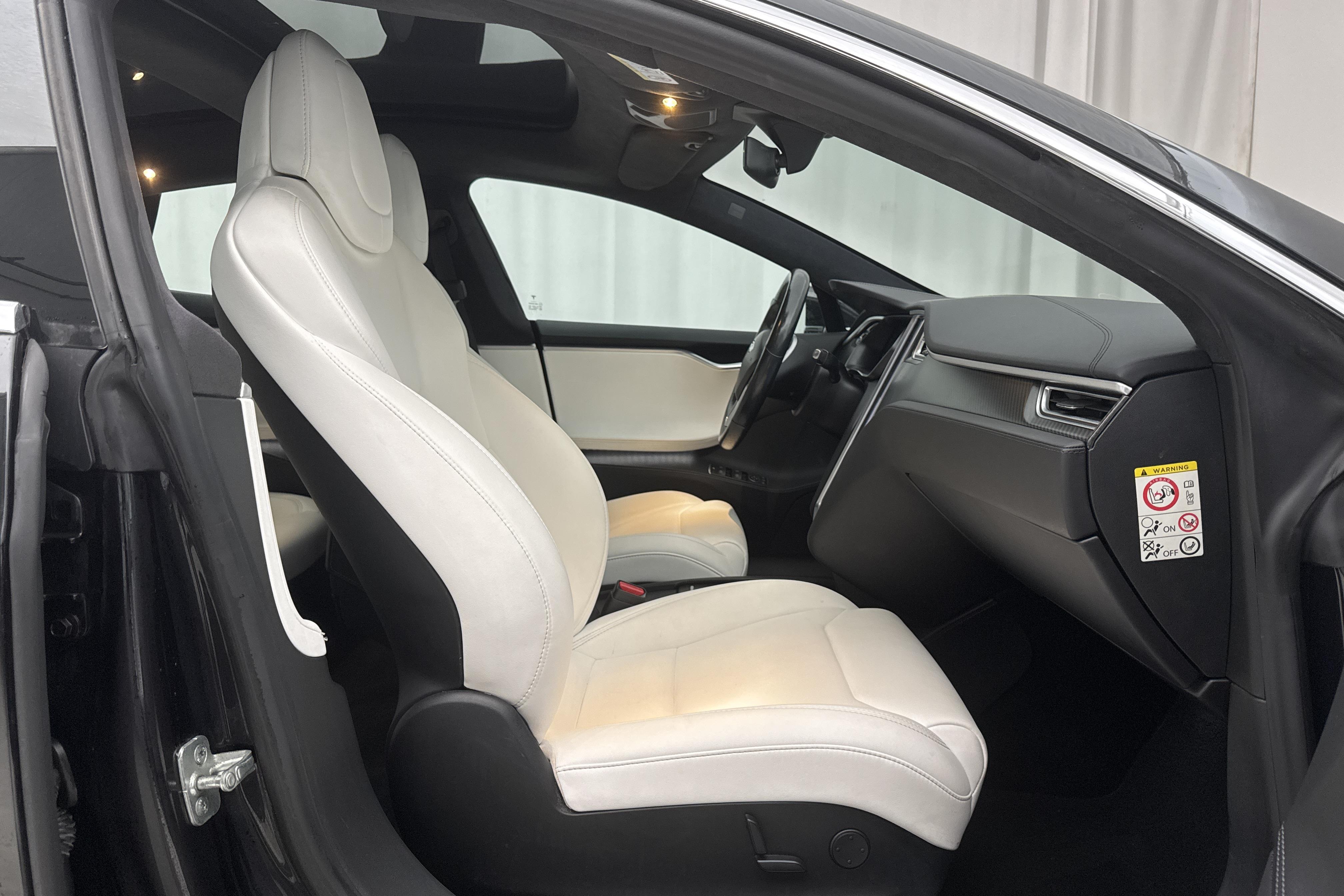 Tesla Model S 100D - 13 504 mil - Automat - svart - 2017