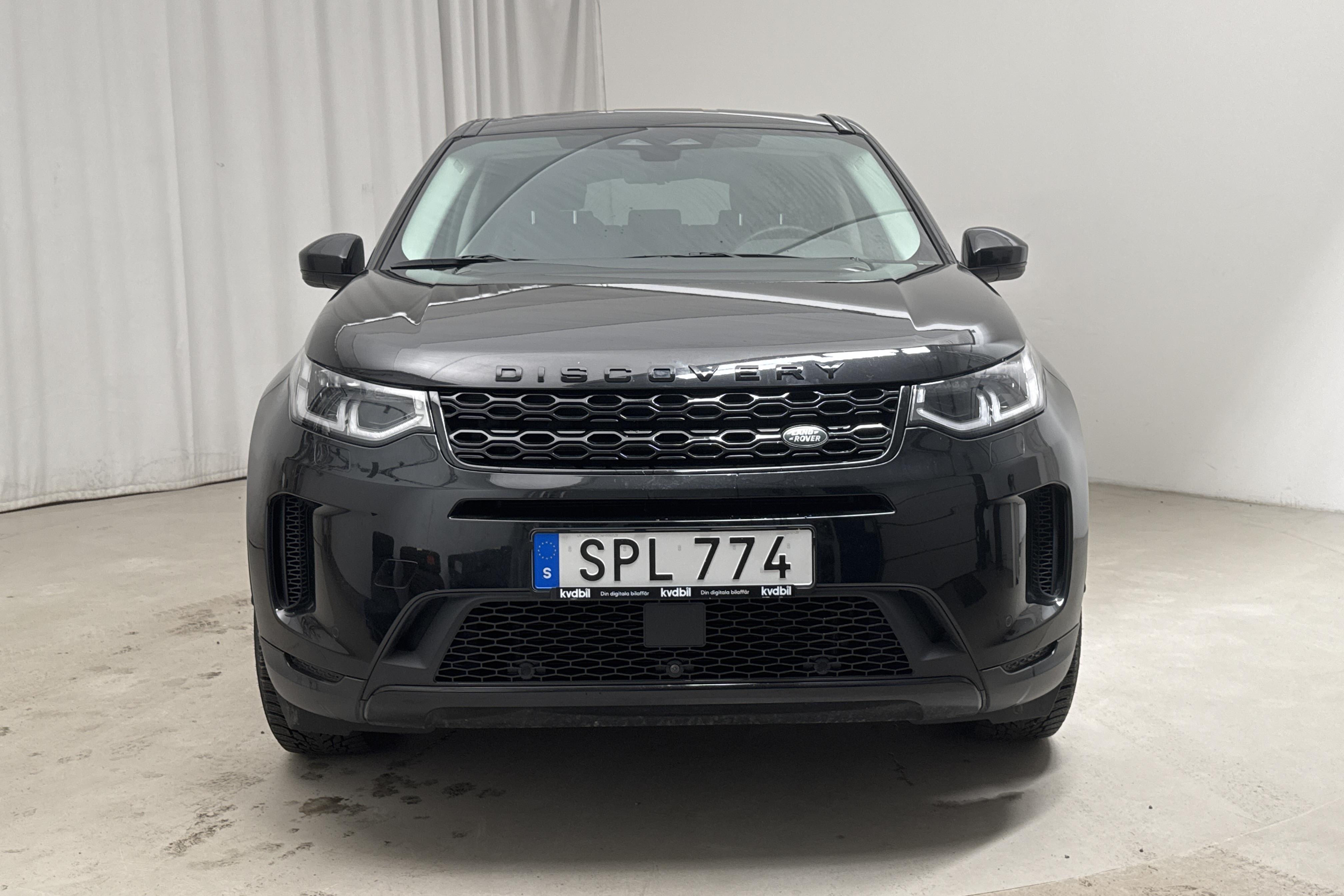 Land Rover Discovery Sport P300e PHEV AWD (309hk) - 52 970 km - Automatyczna - czarny - 2021