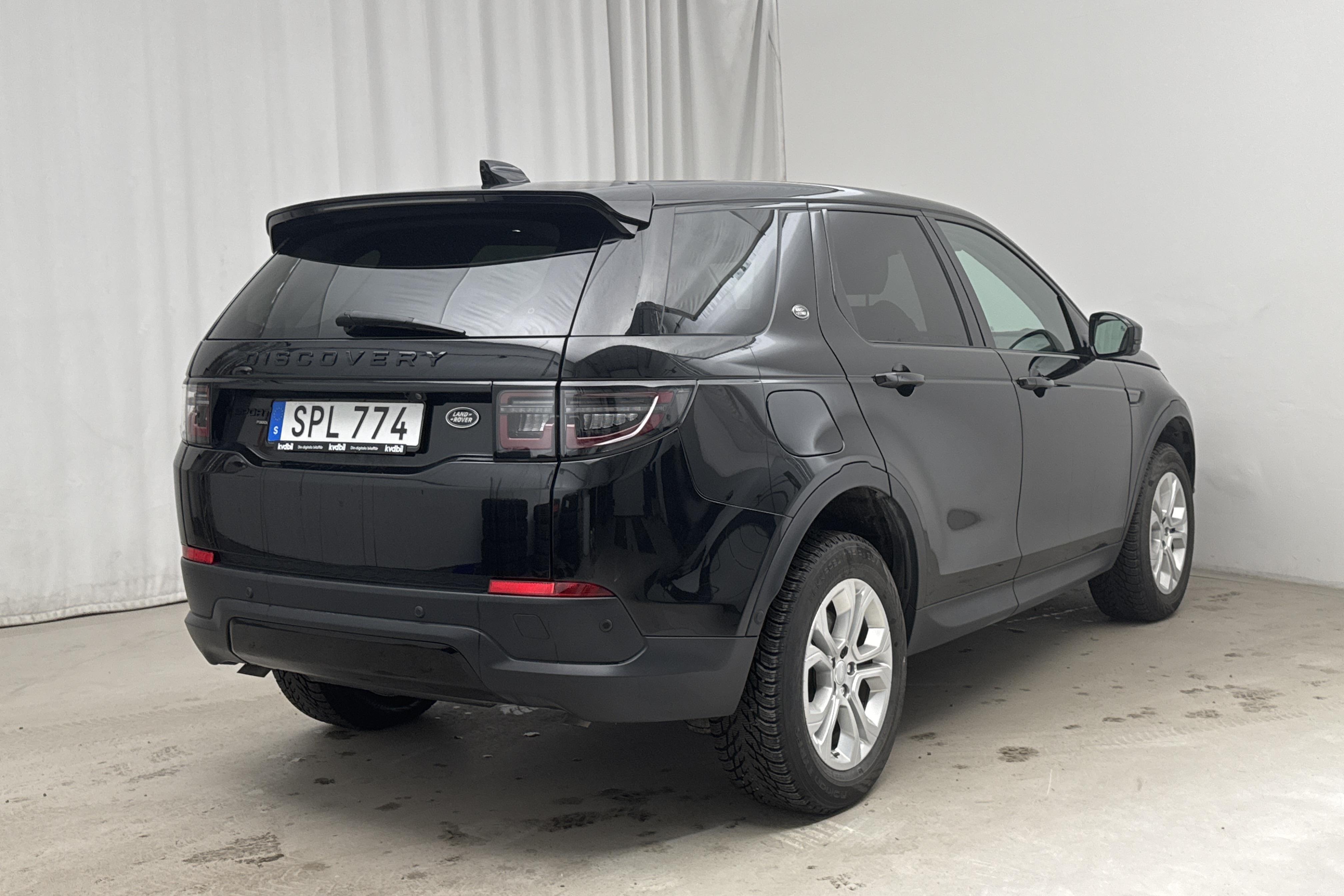 Land Rover Discovery Sport P300e PHEV AWD (309hk) - 52 970 km - Automatyczna - czarny - 2021