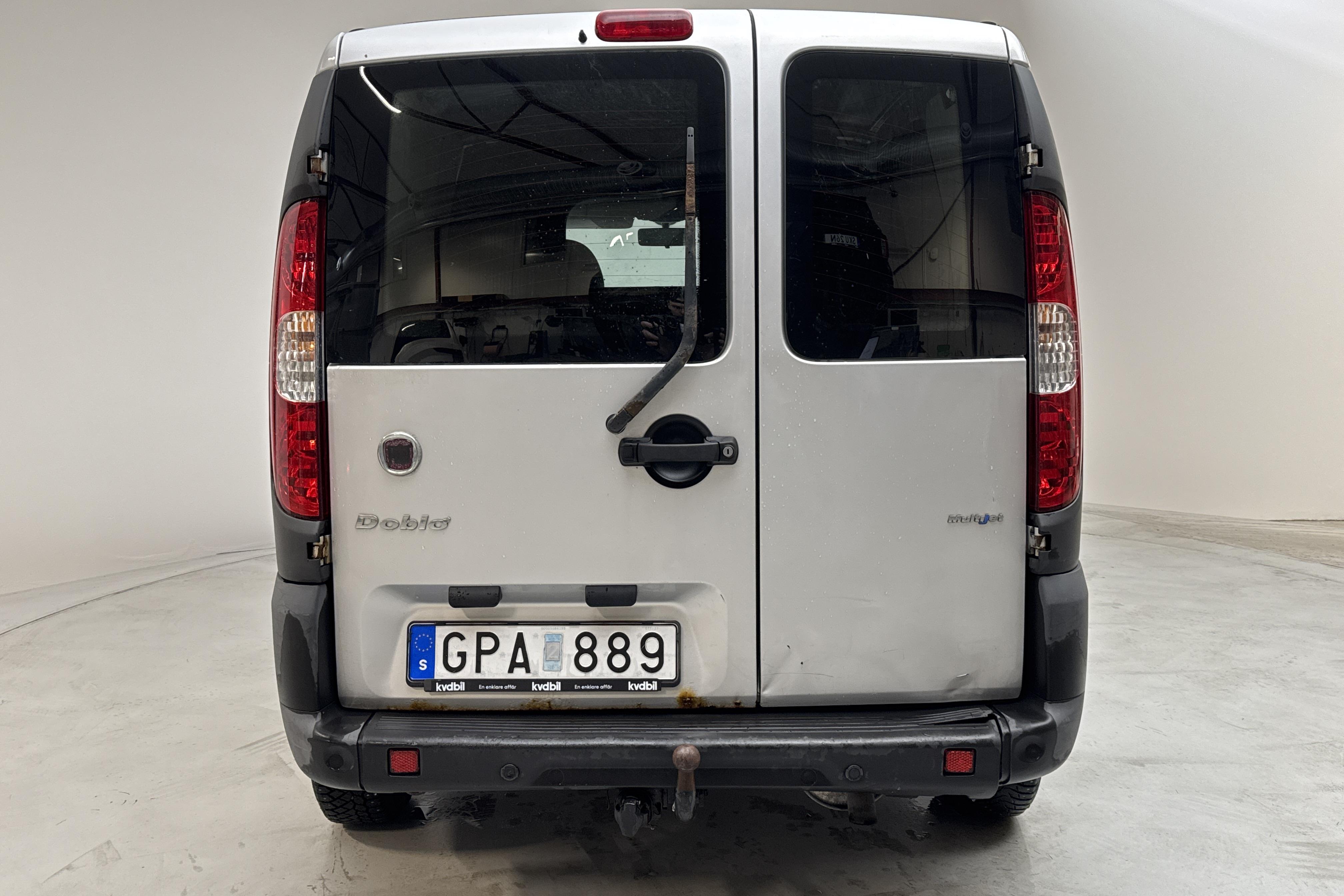 Fiat Doblo Cargo 1.3 JTD Multijet (75hk) - 170 700 km - Manualna - srebro - 2008