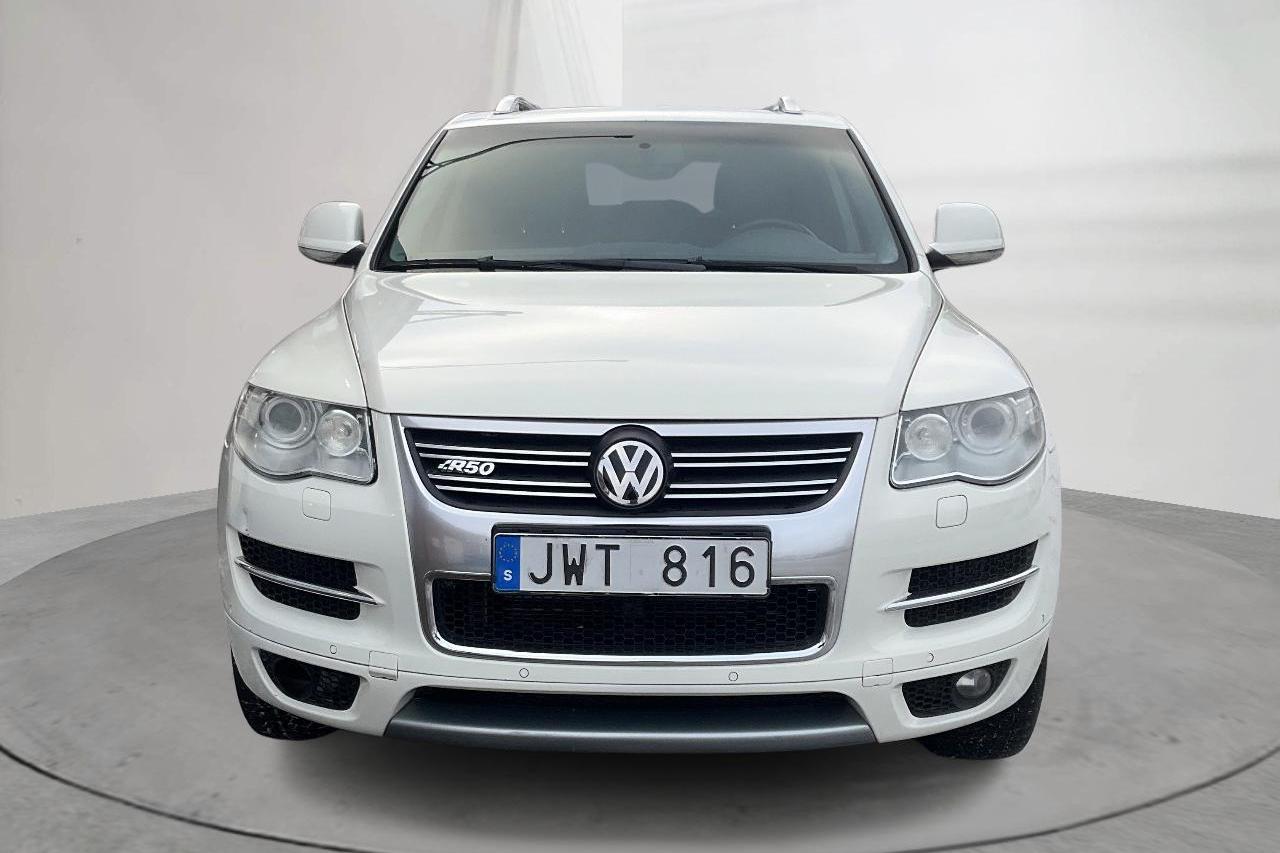 VW Touareg 3.0 V6 TDI (240hk) - 276 200 km - Automatic - white - 2009