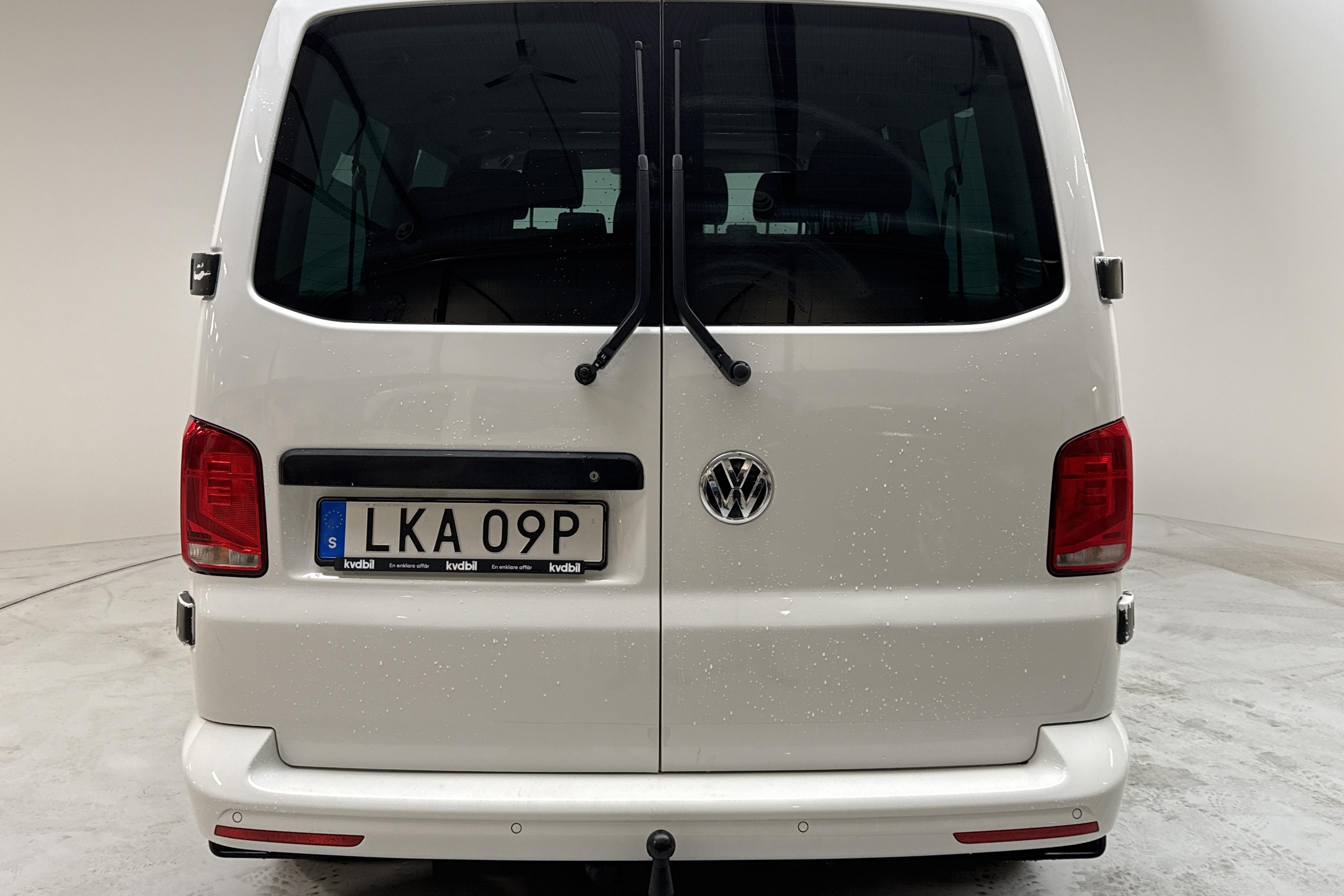 VW Caravelle T6 2.0 TDI BMT (150hk) - 235 670 km - Automatic - white - 2020